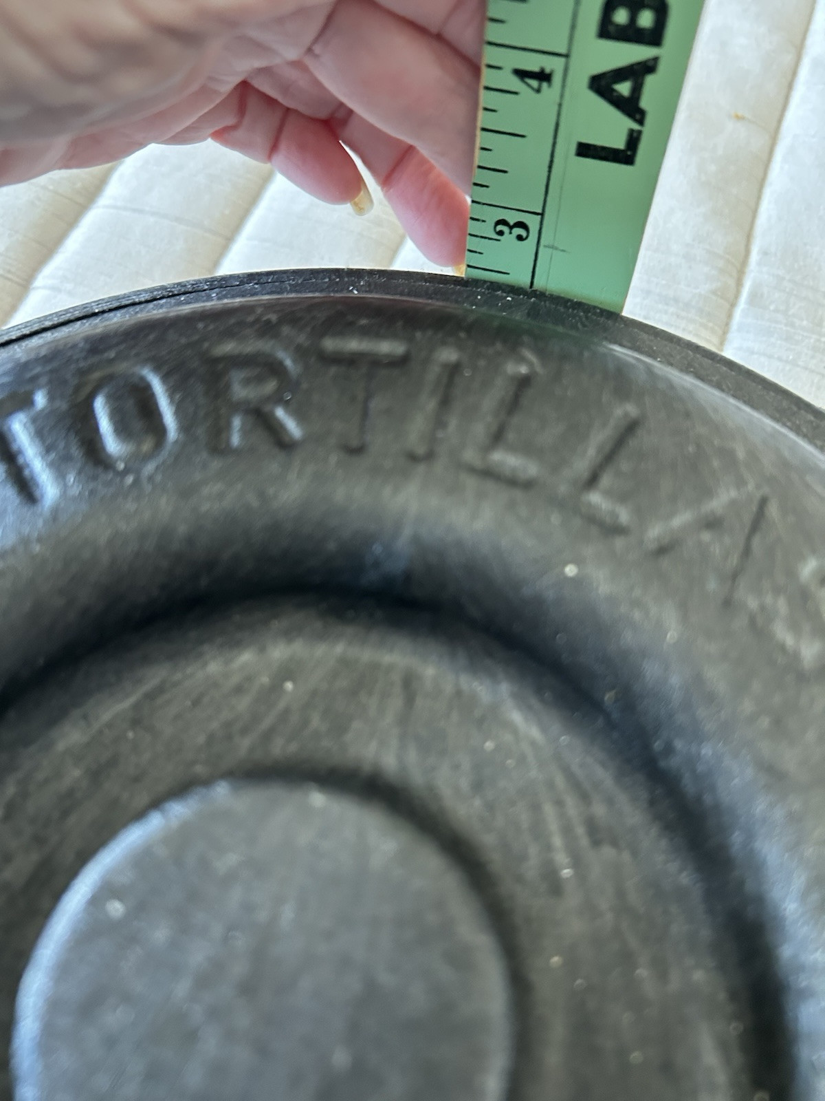 HS Inc. NHS 2001 Charcoal Heavy Construction Tortilla Server 9” Diameter