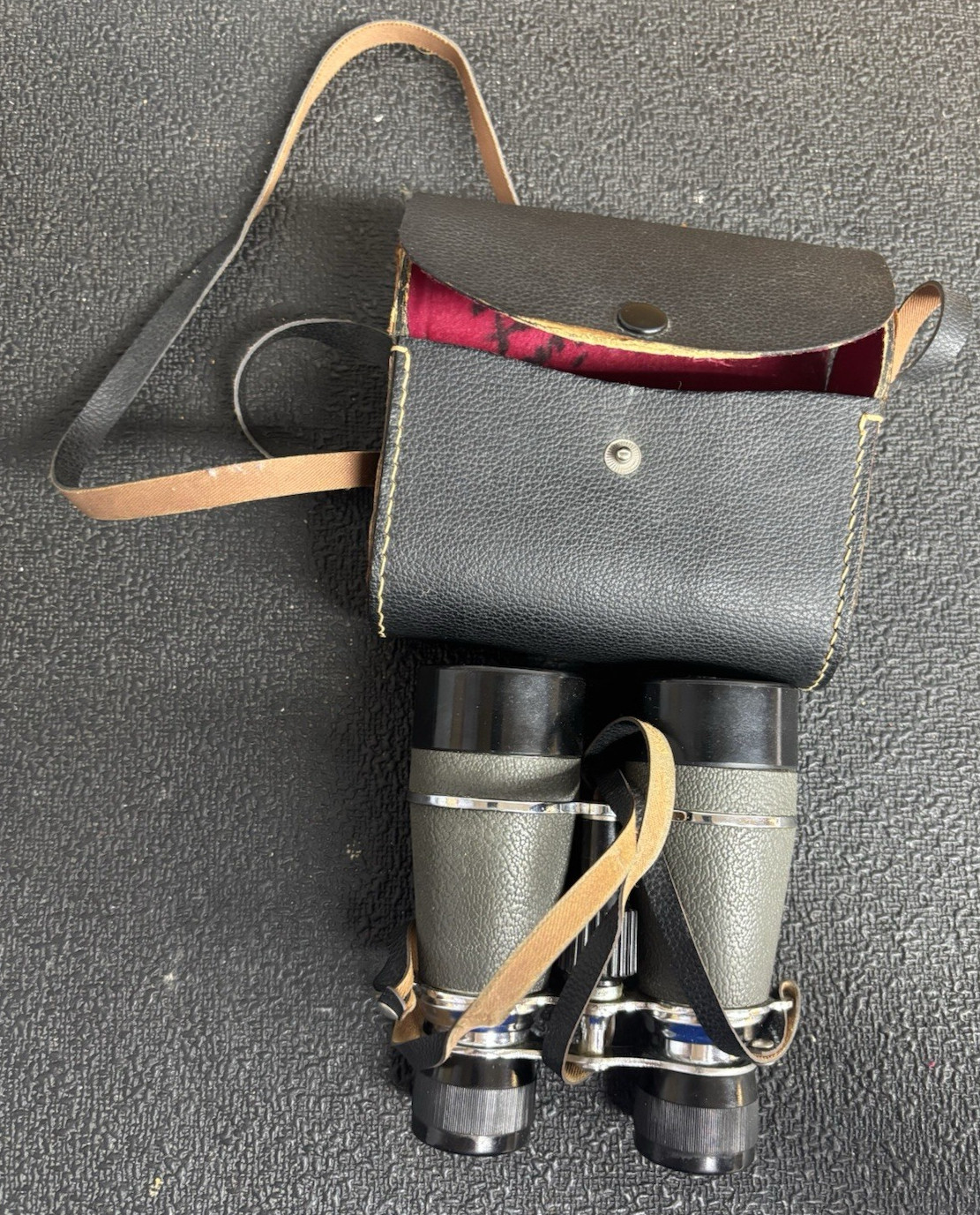 VINTAGE BINOCULARS EMPIRE 4X40 WITH CASE MADE IN JAPAN