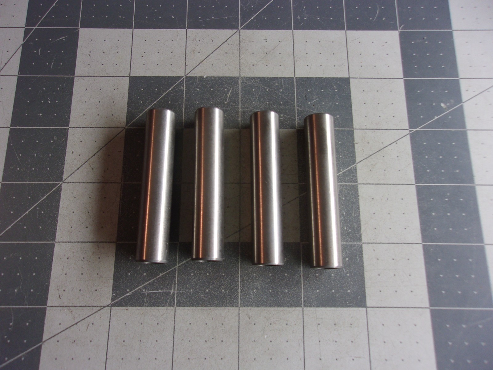 Pioneer 06114 (4) Valve Guides '70-'76 Buick Electra V8 455CI 7.5L