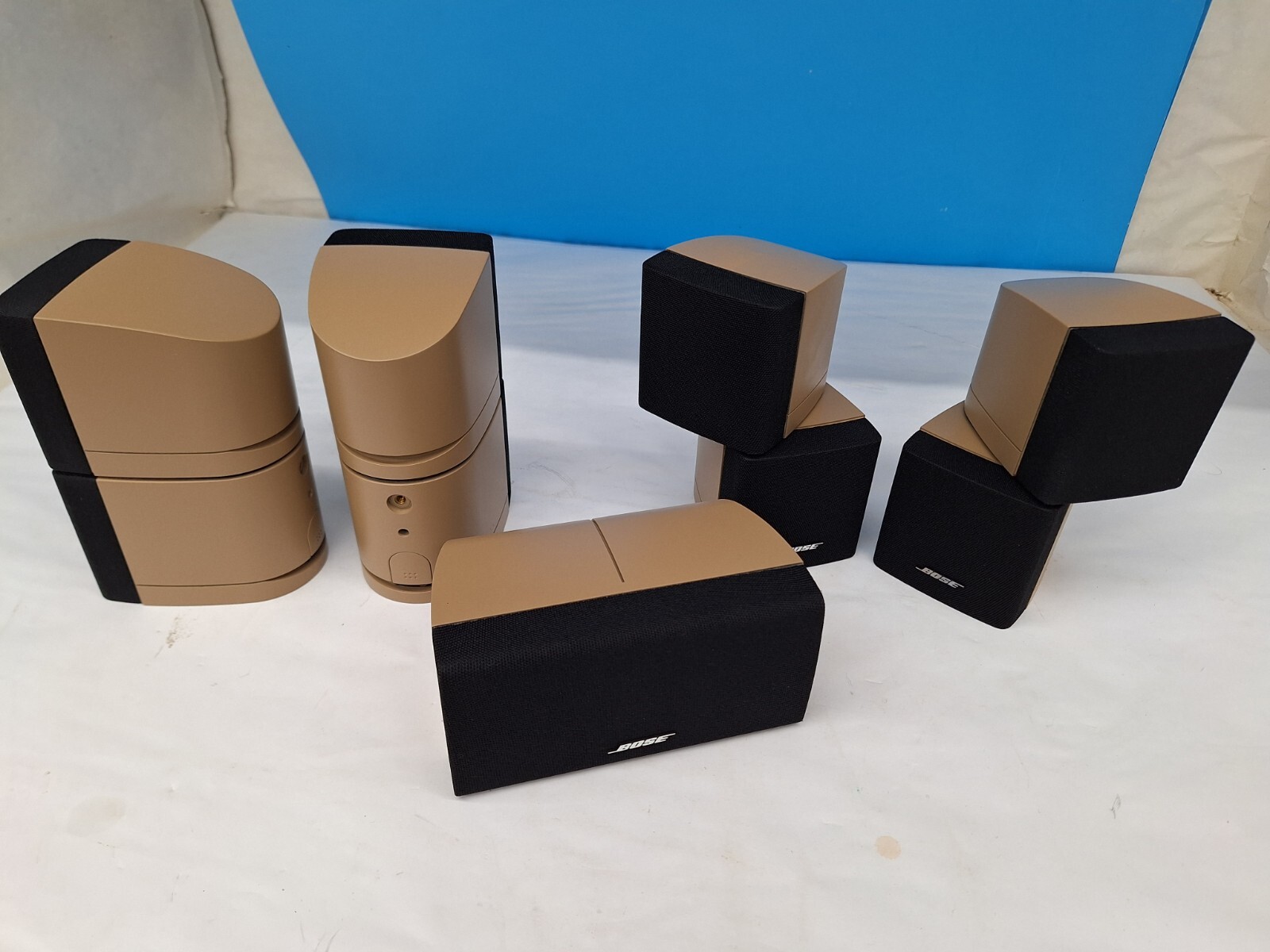 5x Set Bose double cube speaker w Horizontal Center Tan/Brown