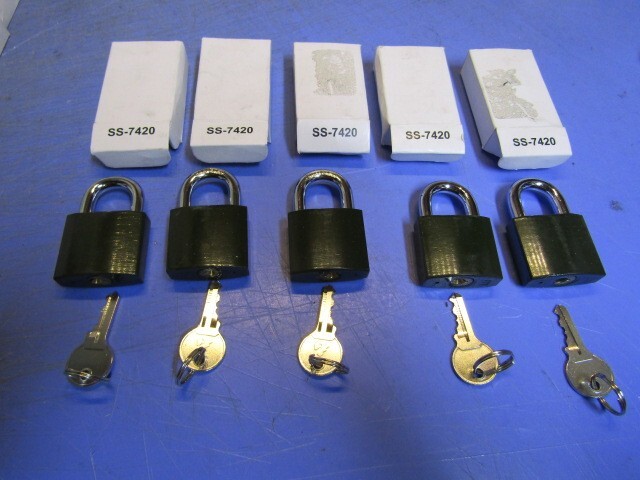 5 Defense2, 1 - 1/2” Green Padlock SS-7420 Manager Lock Keyed Alike 5 Locks. NEW
