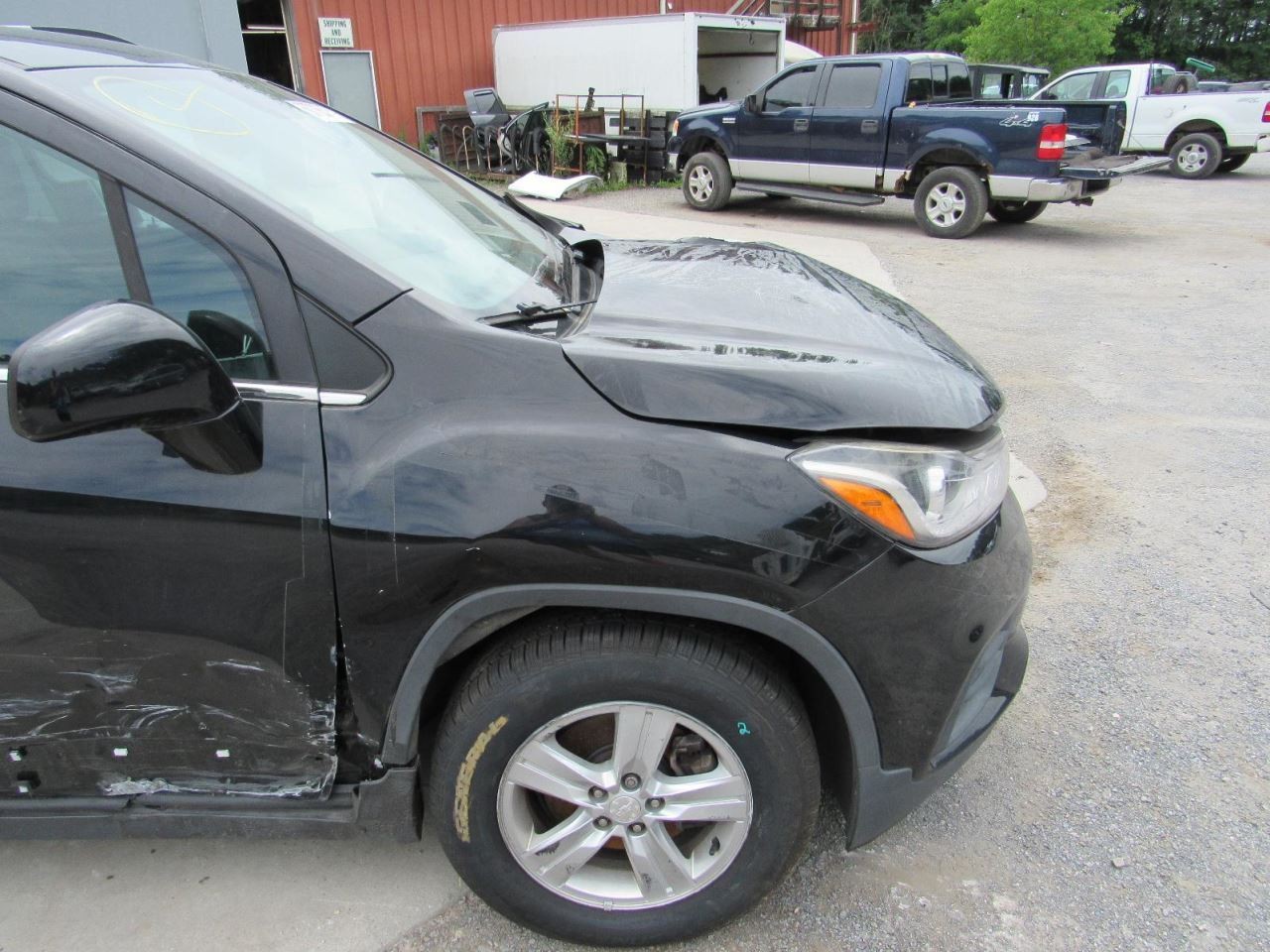 TRAX 2018 Glove Box 1059765