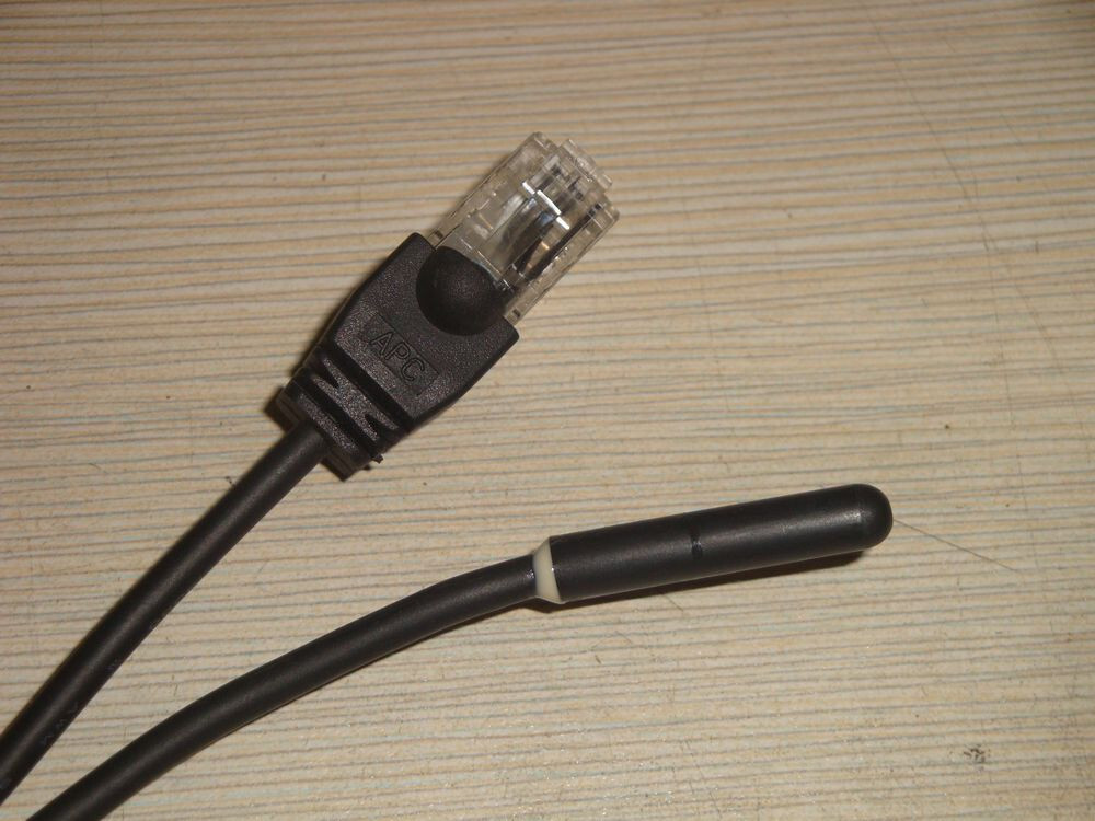 APC 0W2818A Rackmount Temperature Sensor 13Ft Cable ASSY