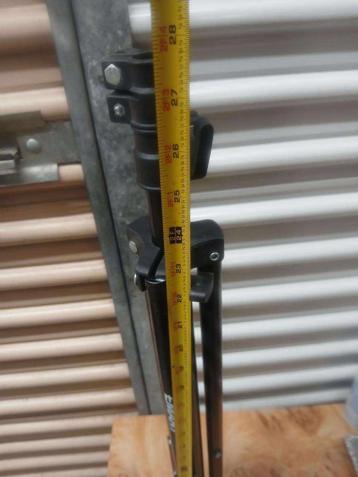 Emart Light Stand (Series K703) 28"-68"