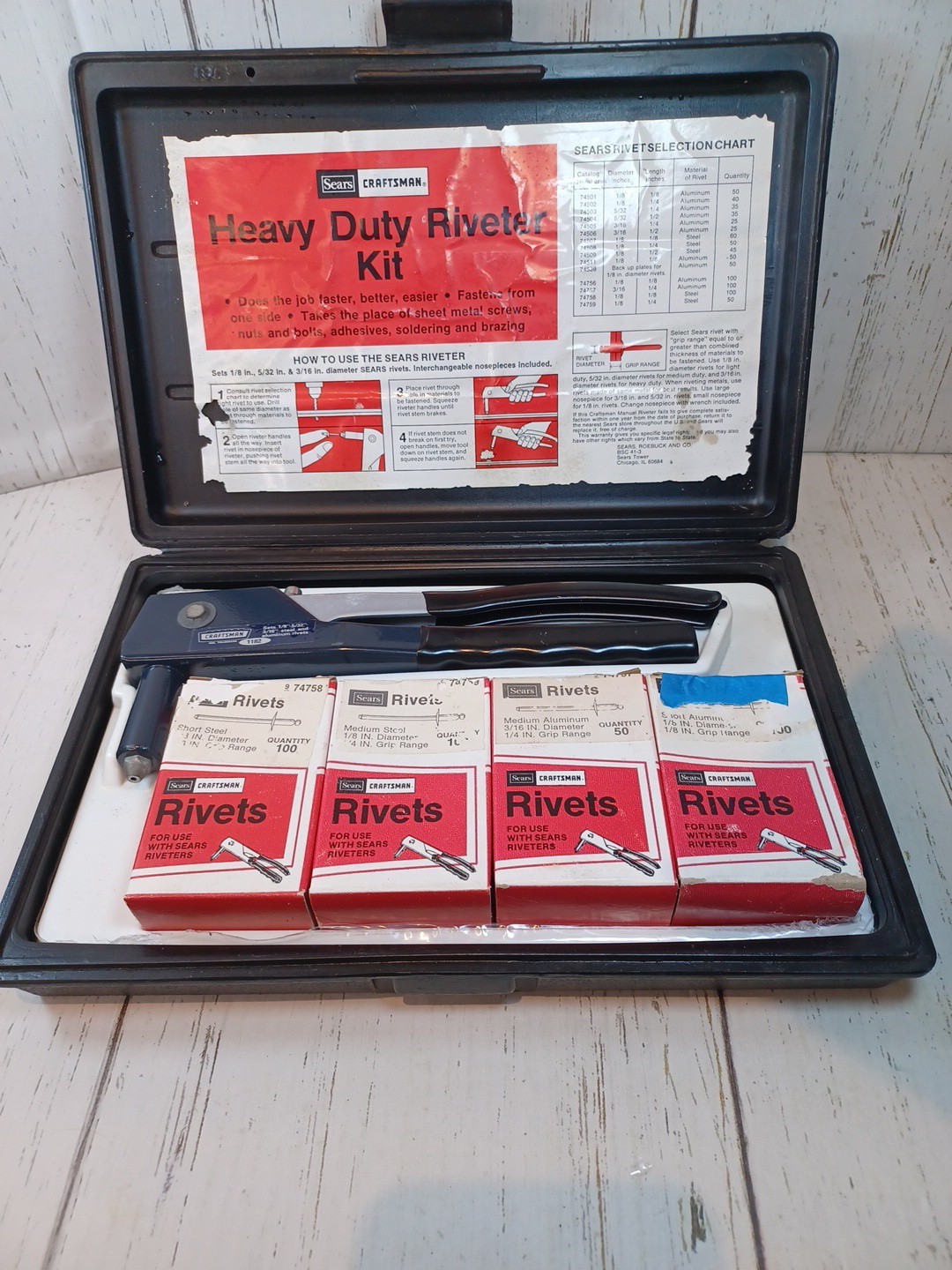 Sears Craftsman Heavy Duty Riveter Kit #974752 assorted riveters included