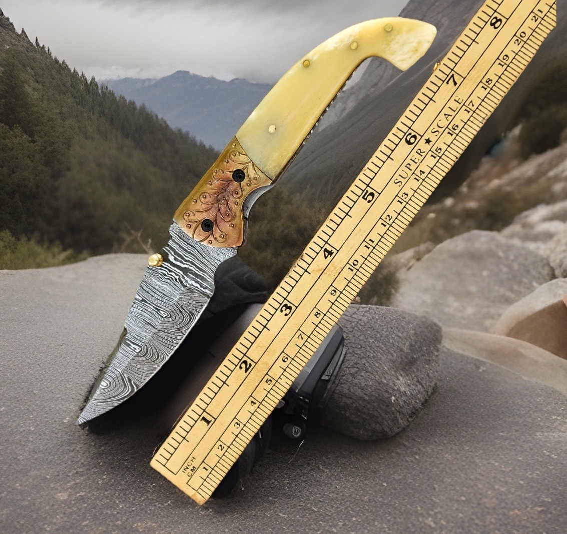 Handmade Damascus Steel Folding Knife Camel Bone Handle EDC Outdoor Tactical