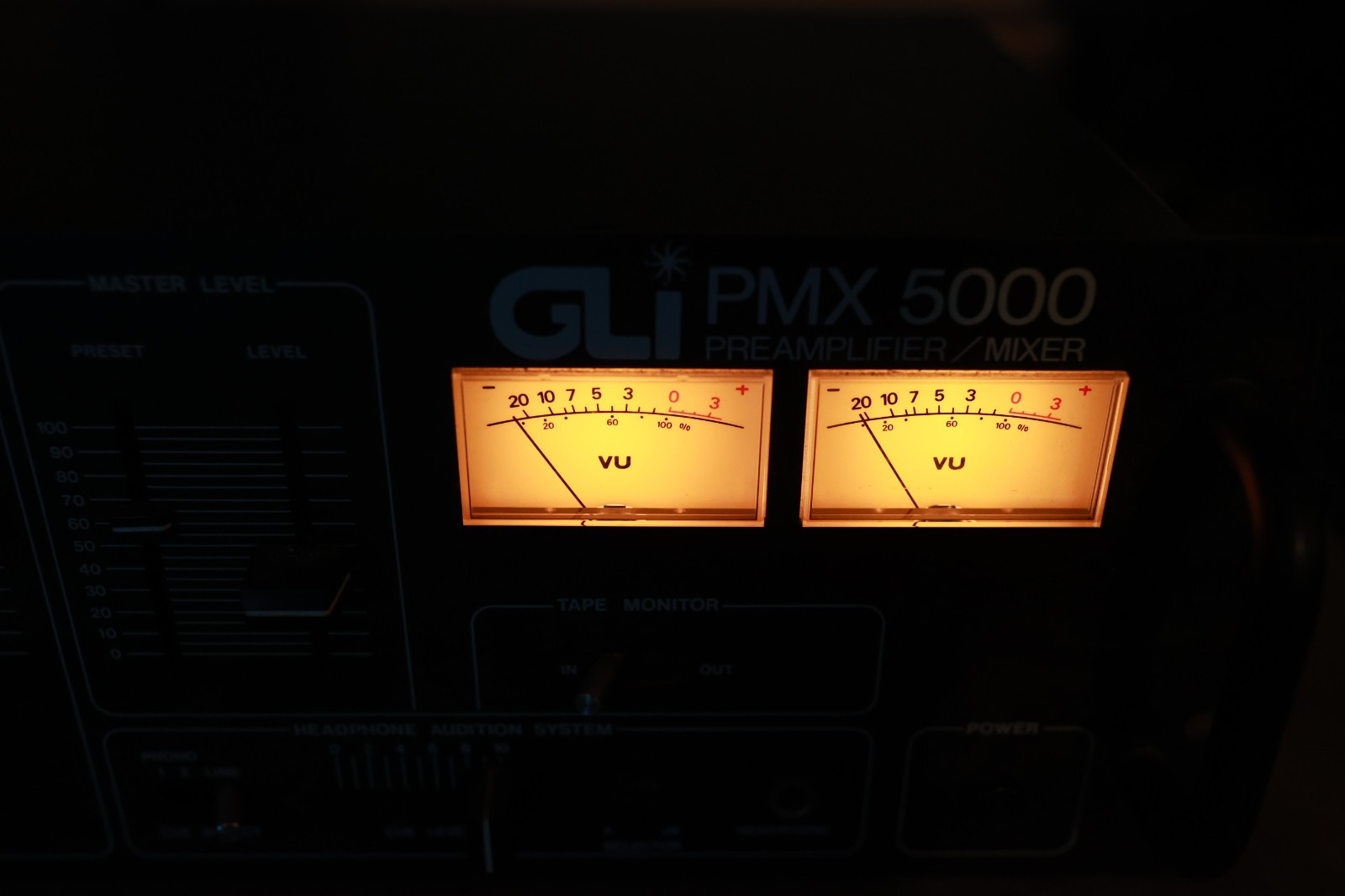 GLi PMX 5000 Preamplifier / mixer active system tested clean structurally sound