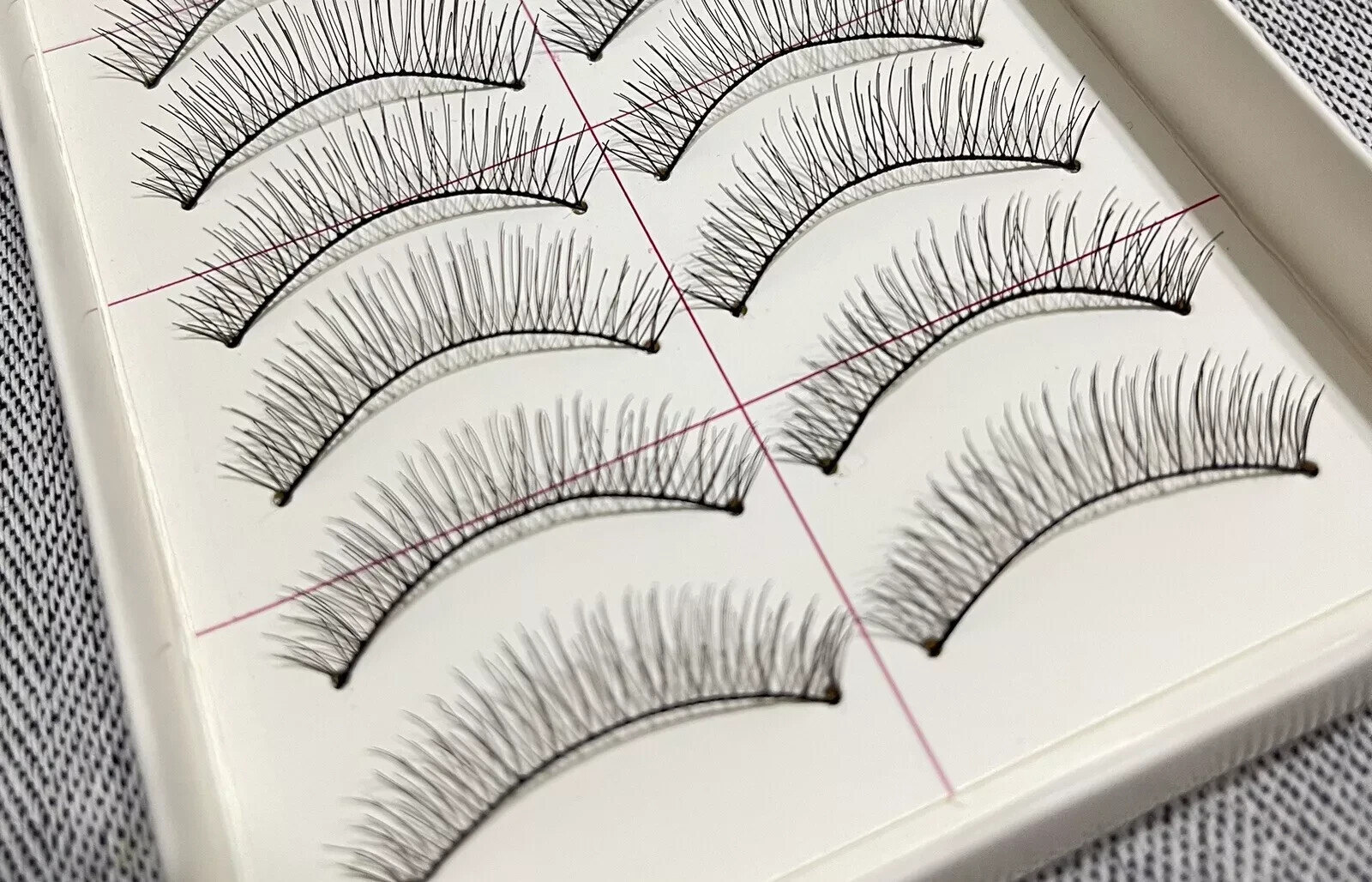 High Quality Handmade 10 Pairs Black Charming Short False Eyelashes