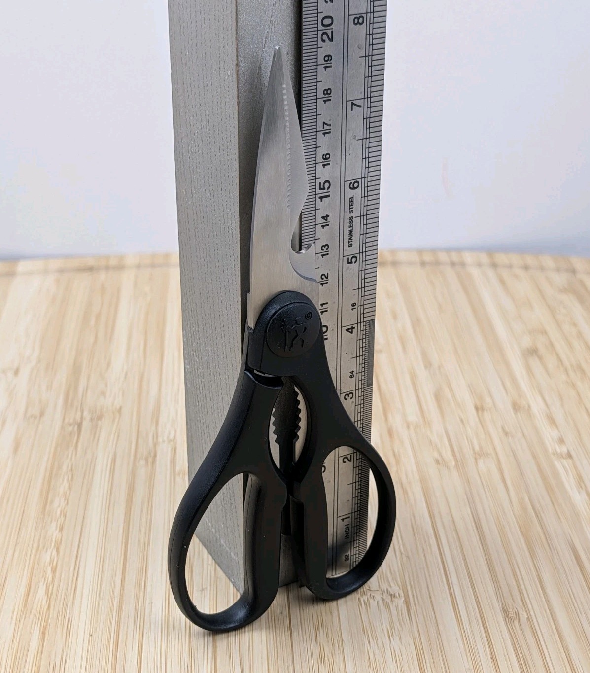 Henckels International - KITCHEN SCISSORS w/ Bottle Opener & Nutcracker, NEW