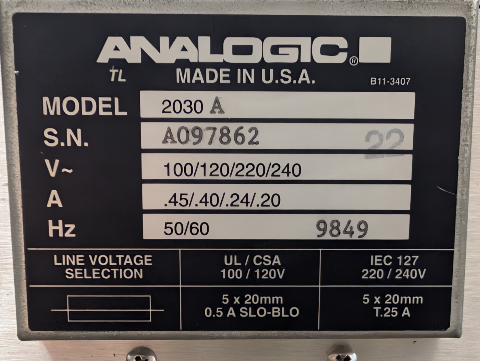 Analogic 2030A Arbitrary Waveform/Function Generator 50MS/s, 20 Volts P-P, GPIB