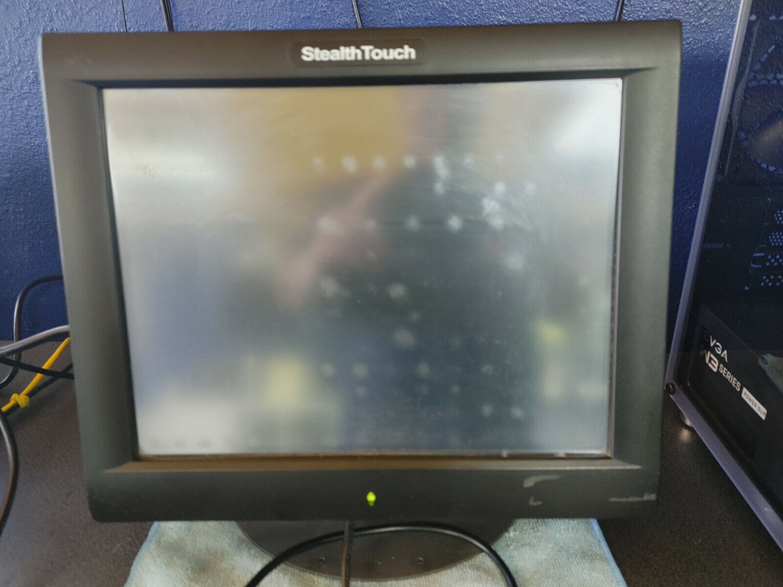 Pioneer POS Stealth Touchscreen Terminal TOM-M5