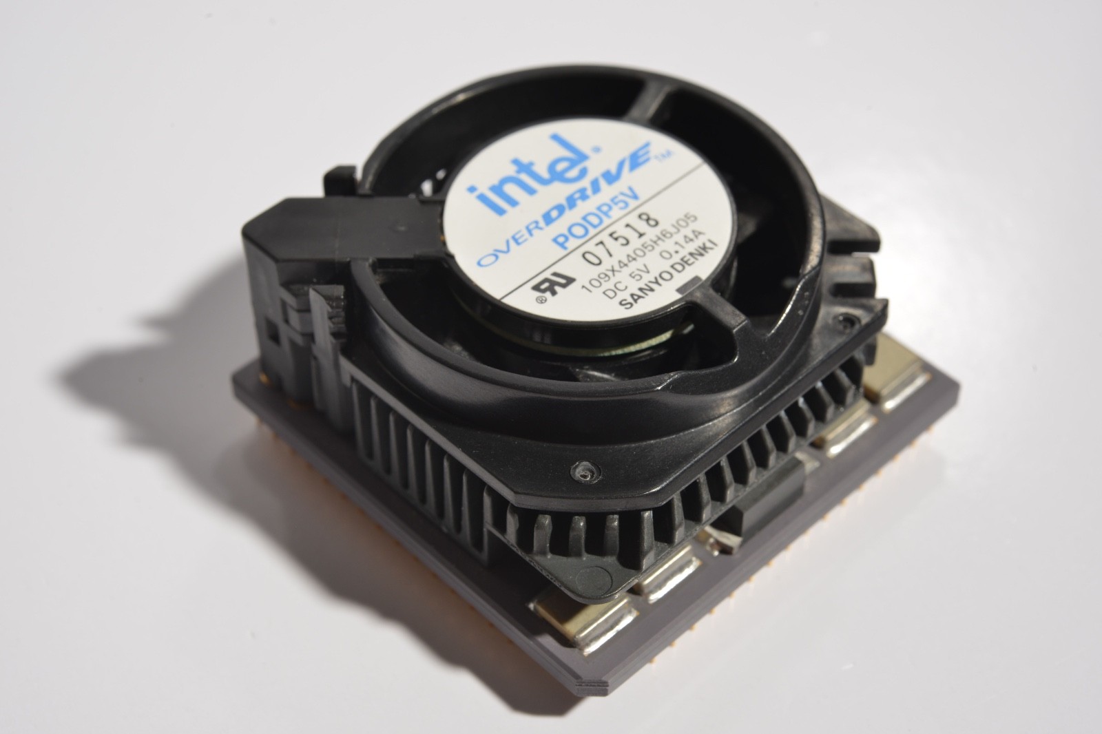 Intel PODP5V83 Pentium OverDrive 83MHz CPU Upgrade PODP5V83 SU014 V2.1