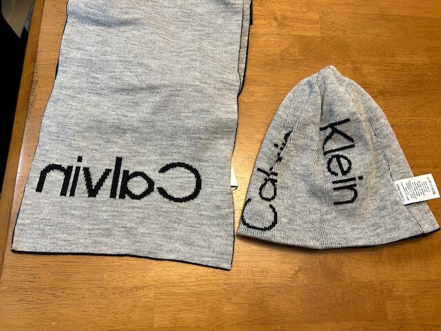 Calvin Klein Black/Gray 2 Piece Reversible Hat & Scarf One Size NWT FAST SHIP