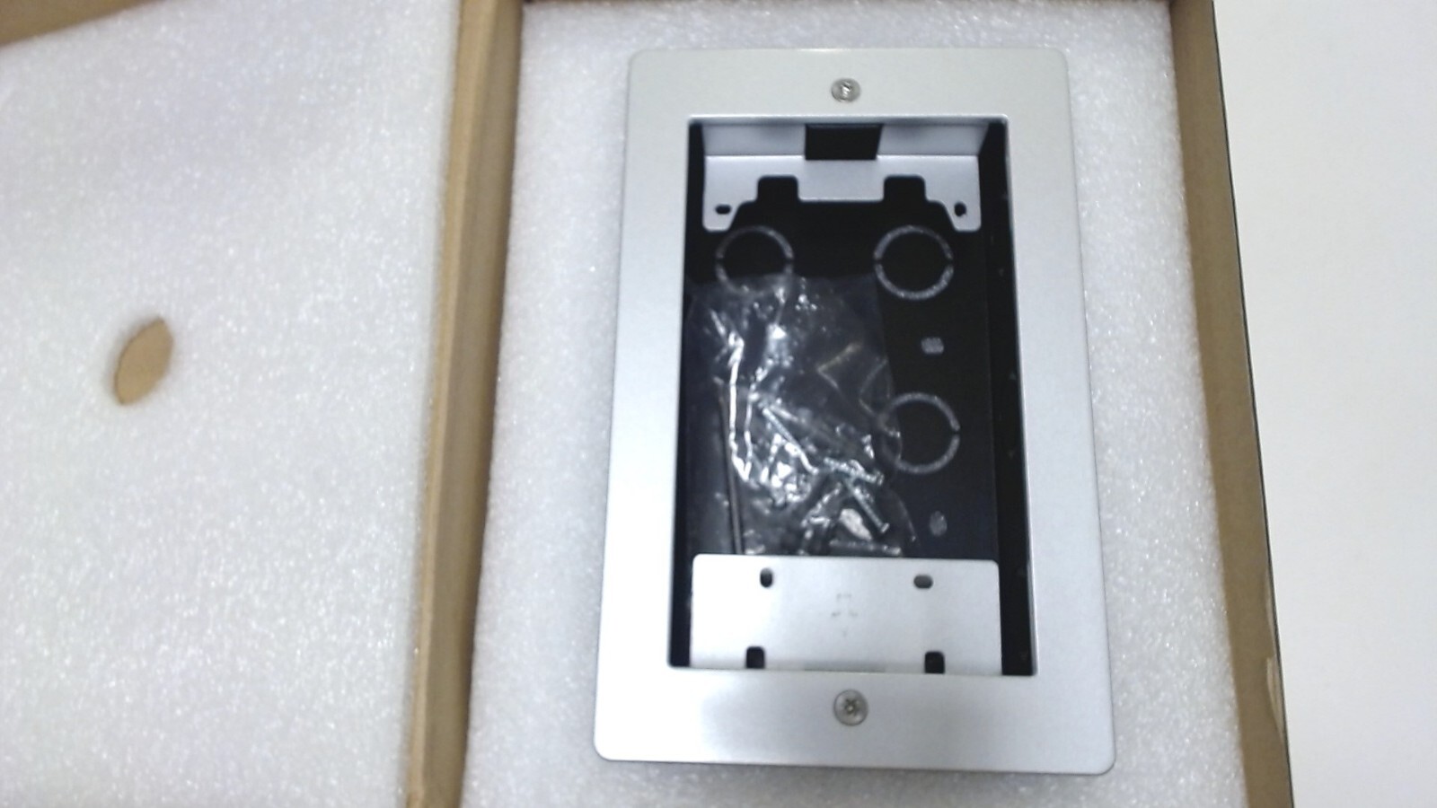 Akuvox R20A in wall Bracket