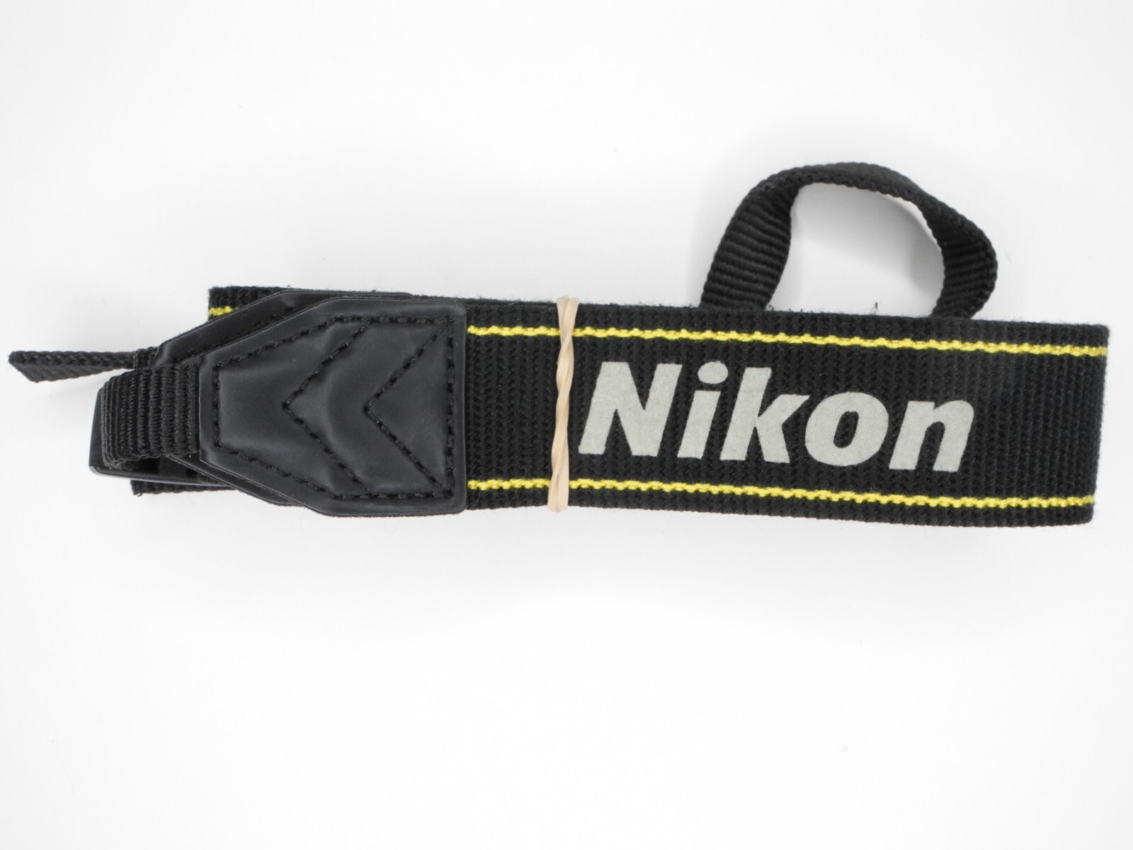 Nikon AN-CP22 Camera Neck Strap For Coolpix P7000 / P7100 / P7700 / P7800 / L120