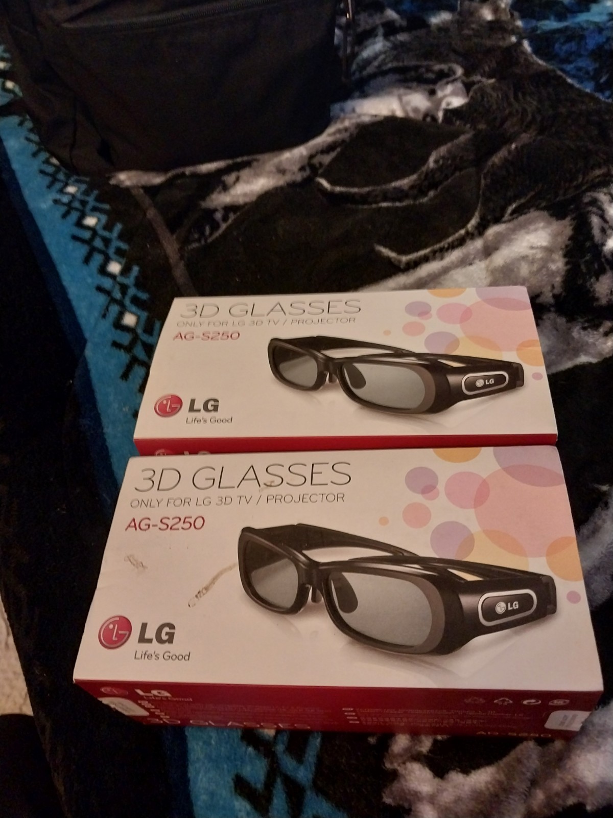 LG 3D Glasses AG-S250 2 Pairs Black/White for LG 3D TV/Projector