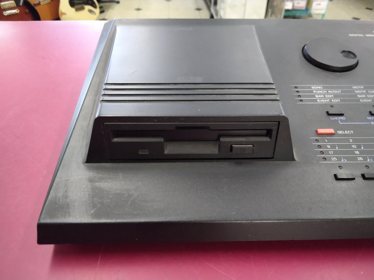Junk KAWAI Q-80 Digital Midi Sequencer Floppy Sequencer Emulator Drive
