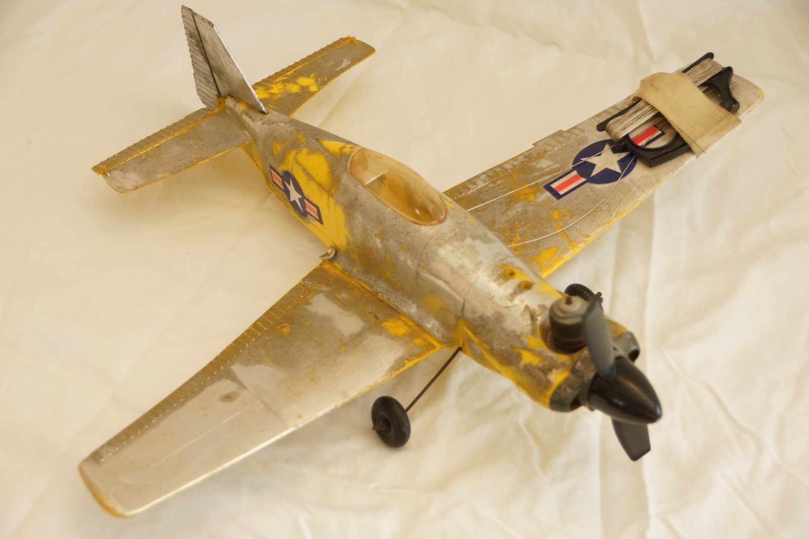 RARE Vintage TYCO 1105 Silver Hawk Control Line 049 Gas Engine Model Airplane
