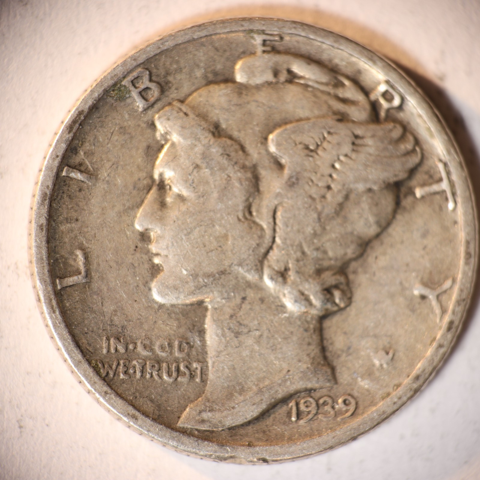 1939 P Mercury Dime 10C Cents Coin Silver, VF+!