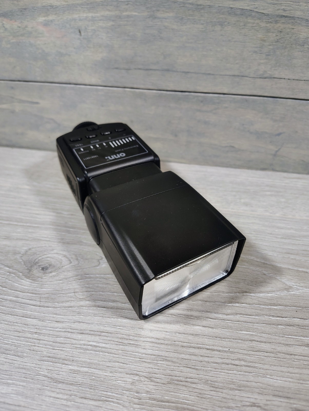 ONN Focus Electronic Flash 100012671
