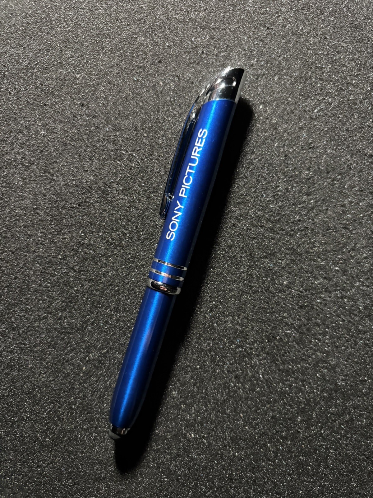 SONY Pictures Stylus Pen Black Ink w/pen Light. New Very Rare.