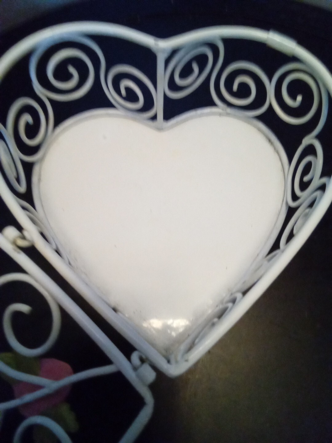 Rose And Wire Catch-all Trinket BASKET. EUC