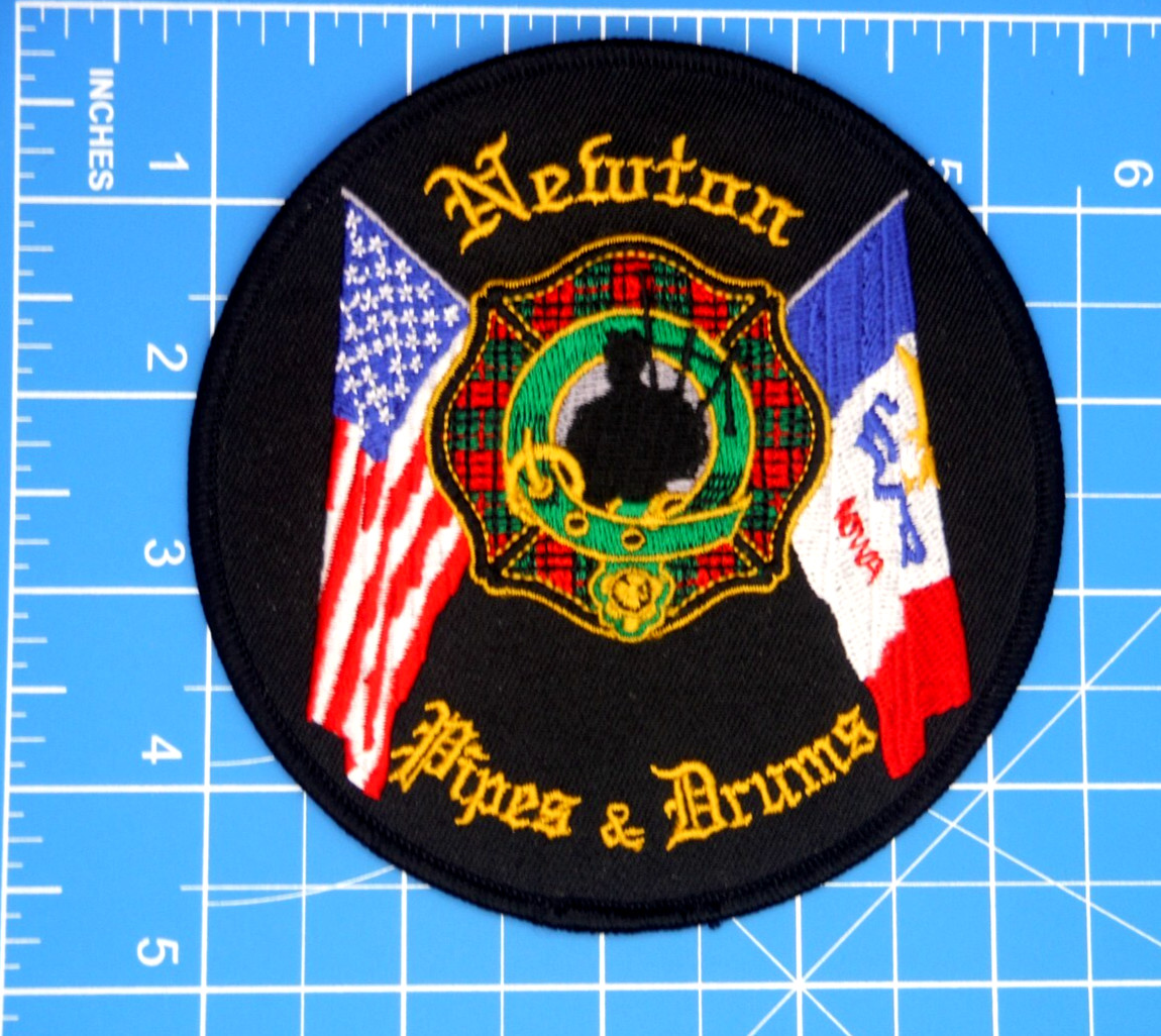 Newton  Pipes & Drums, Iowa (4.5" round size) fire patch