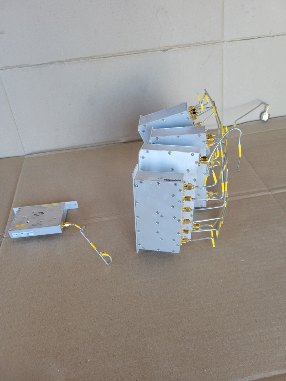 LOT OF MICROWAVE MODULE KORTCOM Uspcs Rx Kmu00000R28A If 20mhz 15mhz 10mhz