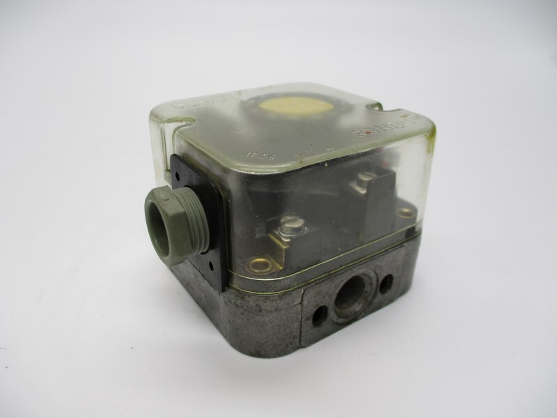 DUNGS GW150A4 30-150MBAR UNMP