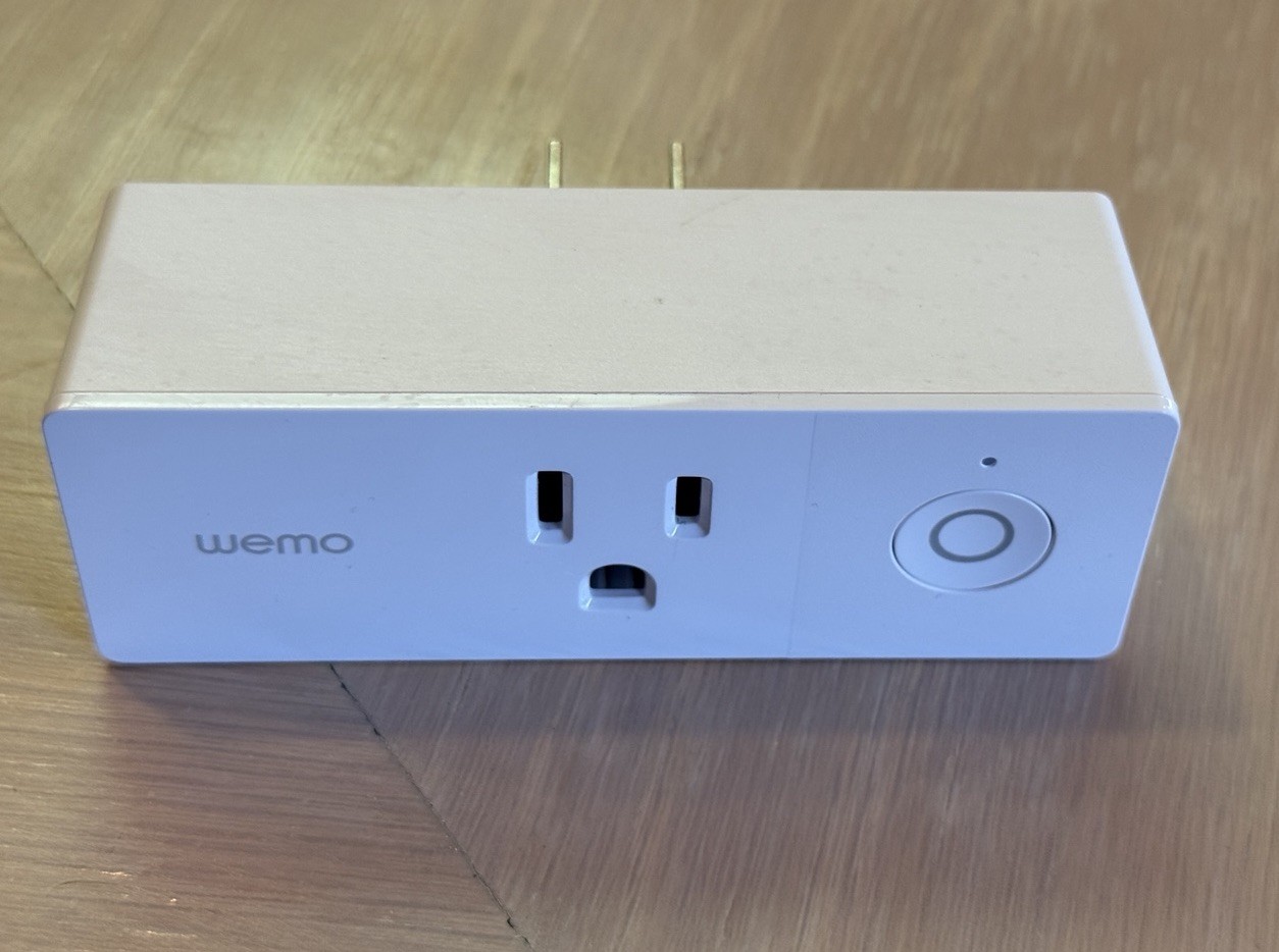 WeMo WiFi Enabled Mini Smart Plug - White