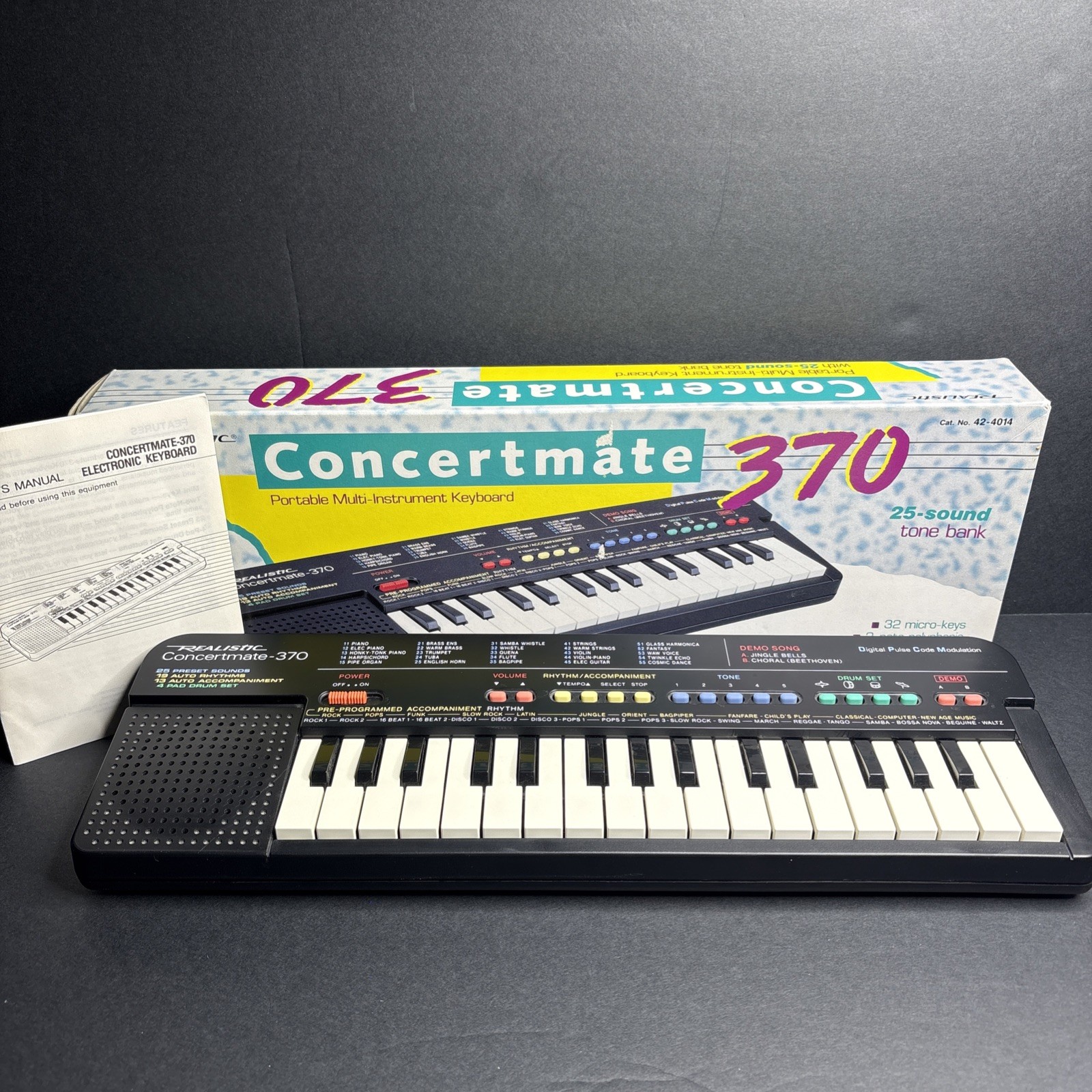 Realistic Concertmate 370 Portable Electronic Music Keyboard 25 Sound Tone Bank