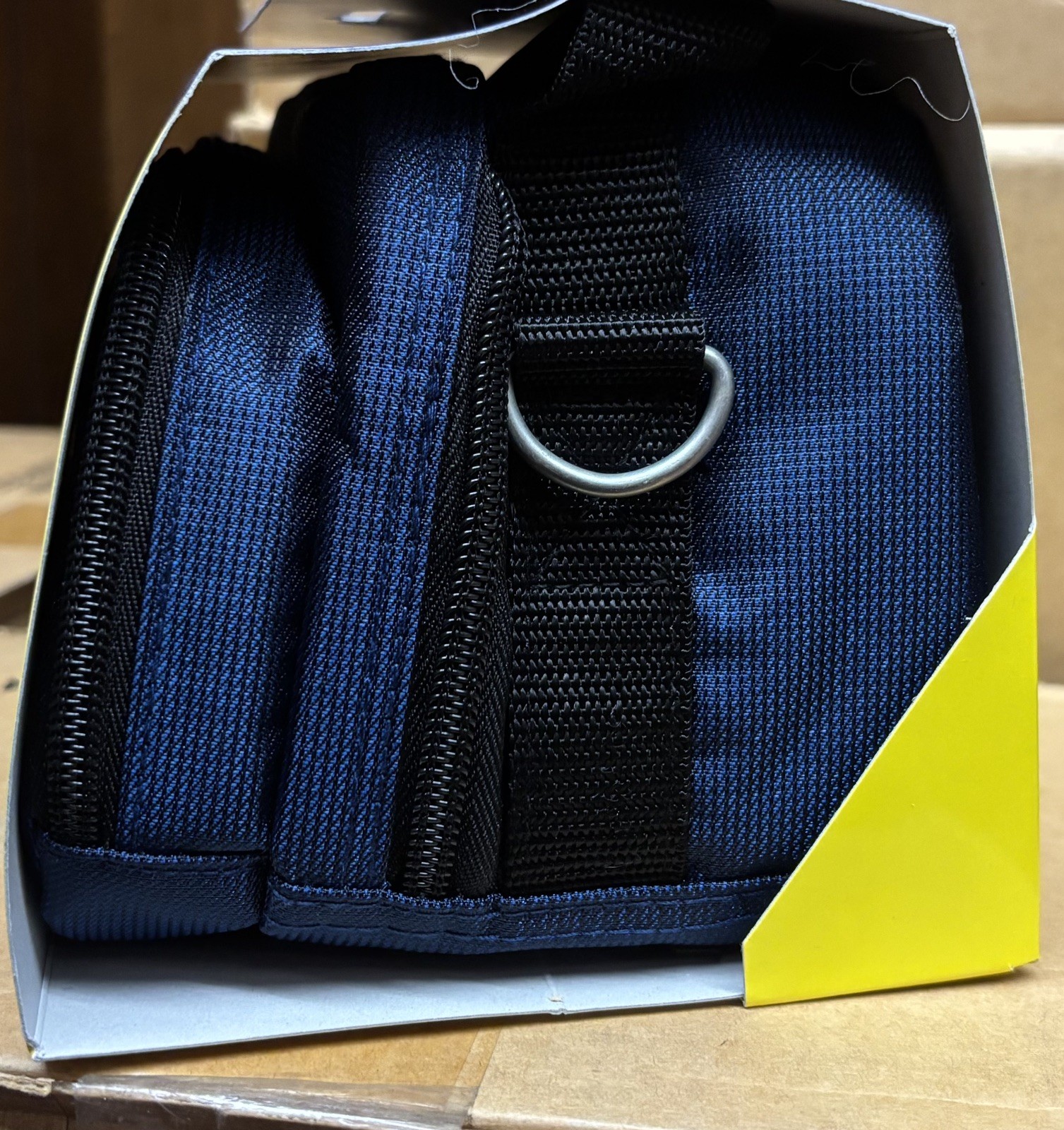 Sony LCS-MVCA Mavica Soft Carrying Case (Black/Blue)