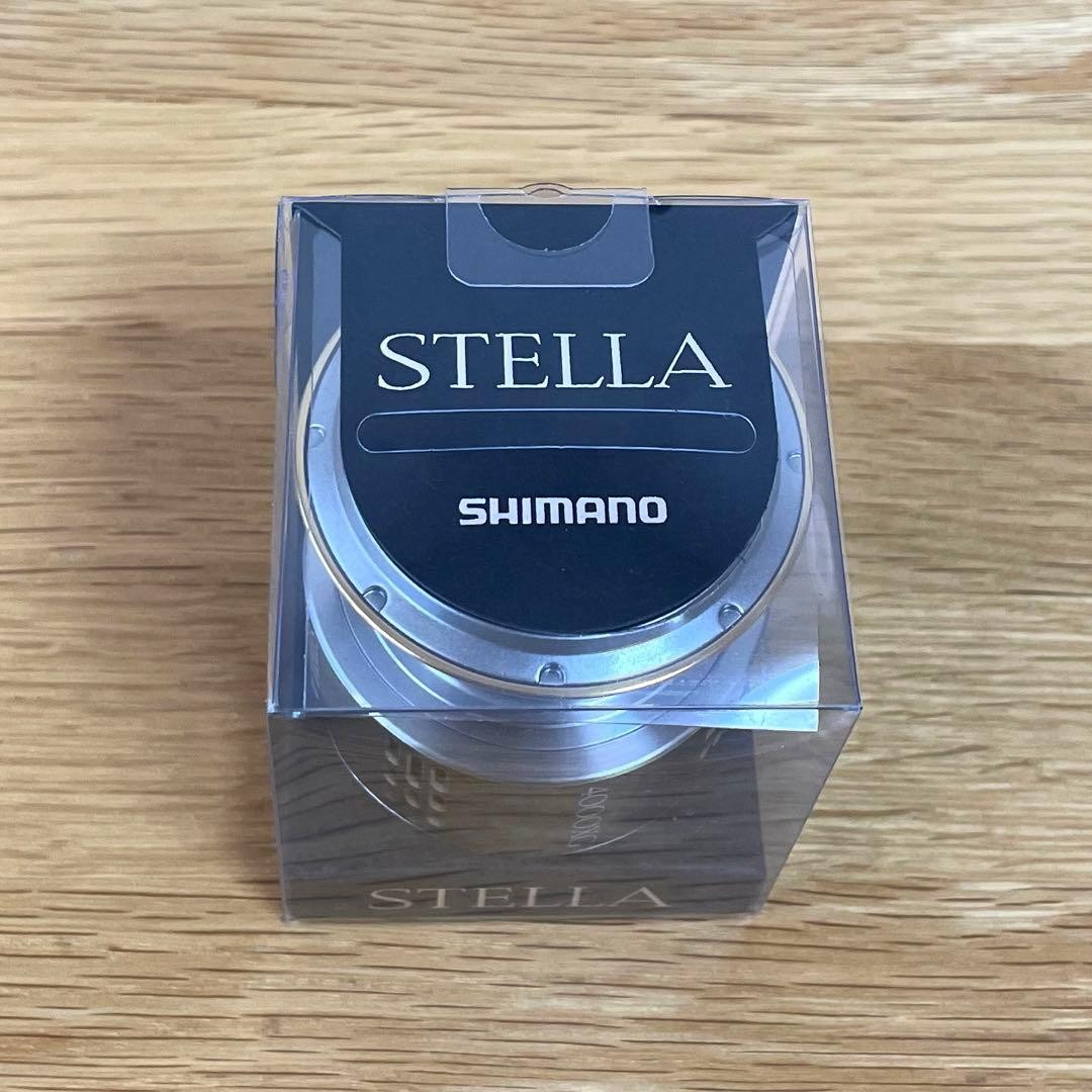18 Stella 4000XG spool