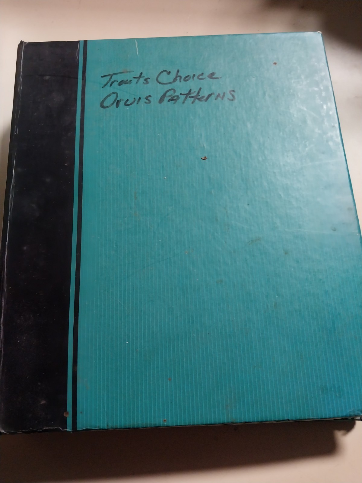 trout's choice orvis patterns 1980's 3 ring binder