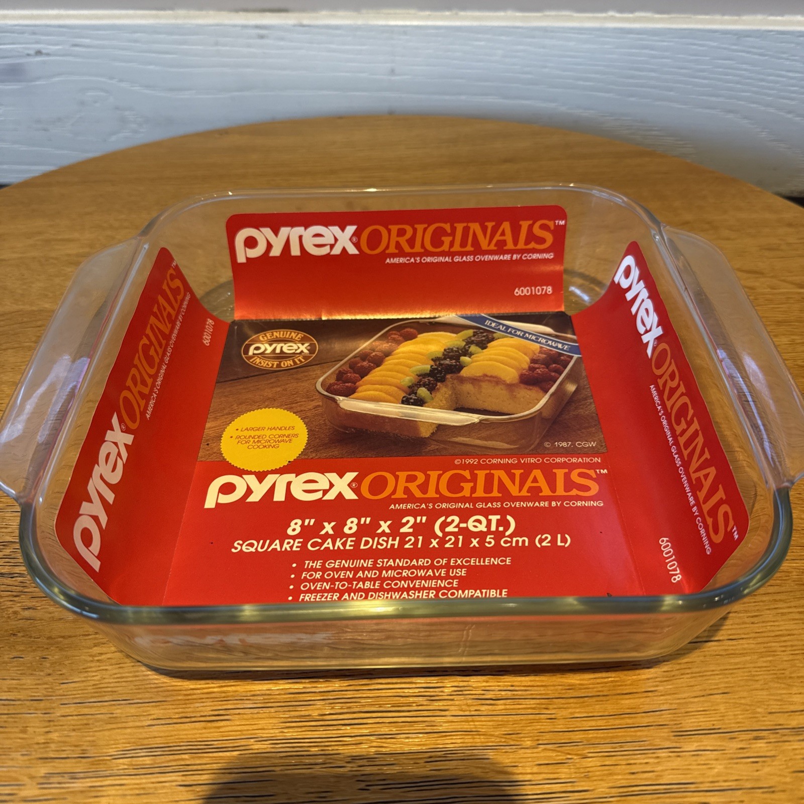 NEW 1992 Pyrex 2 QRT 222-R Clear 8x8x2 Square Baking/Cake Dish Vintage Clear