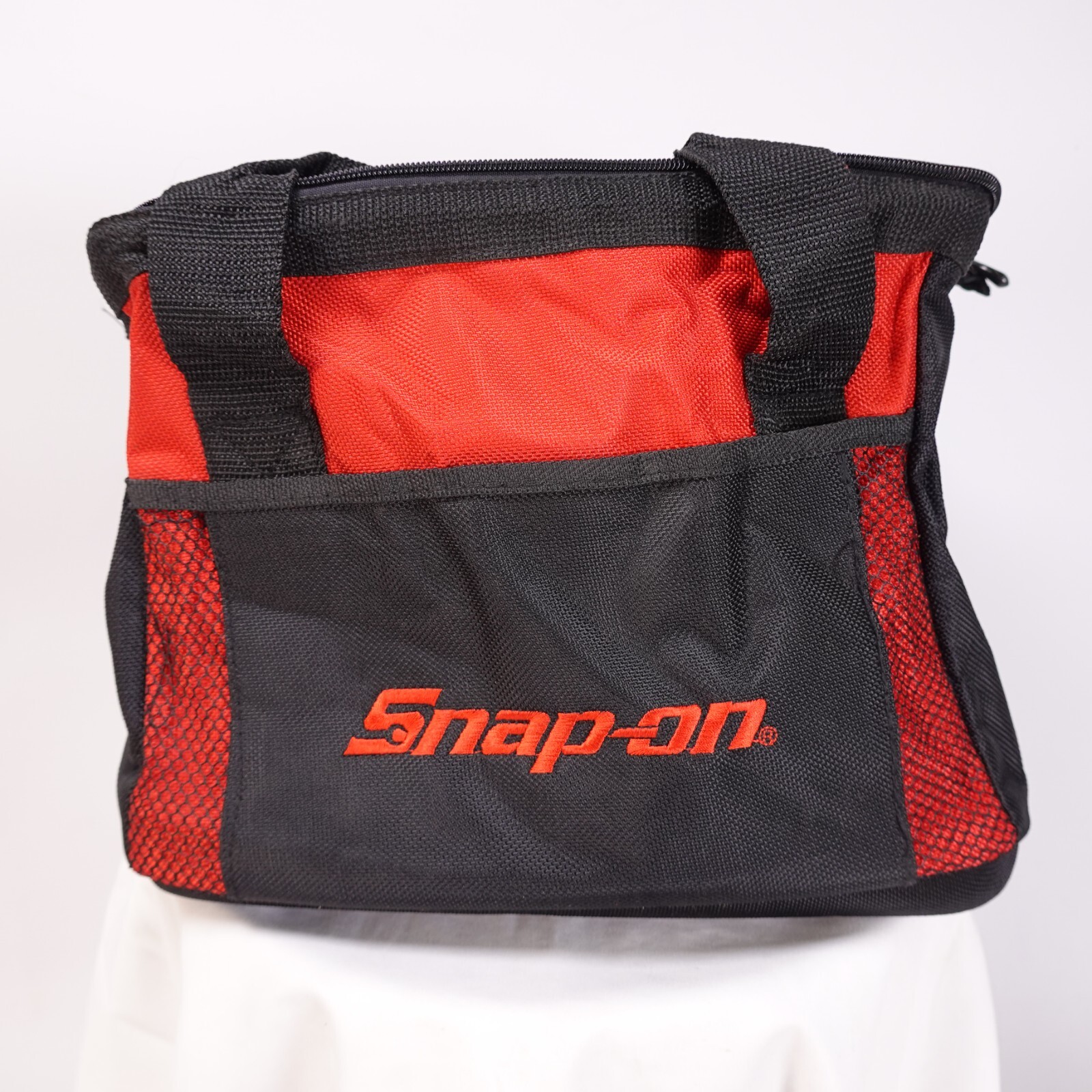 Snap On Soft Sided Cooler With Six Magnetic Can Koozies New