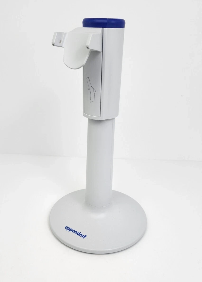 Eppendorf   Charger Stand 2   MODEL # 3116000040