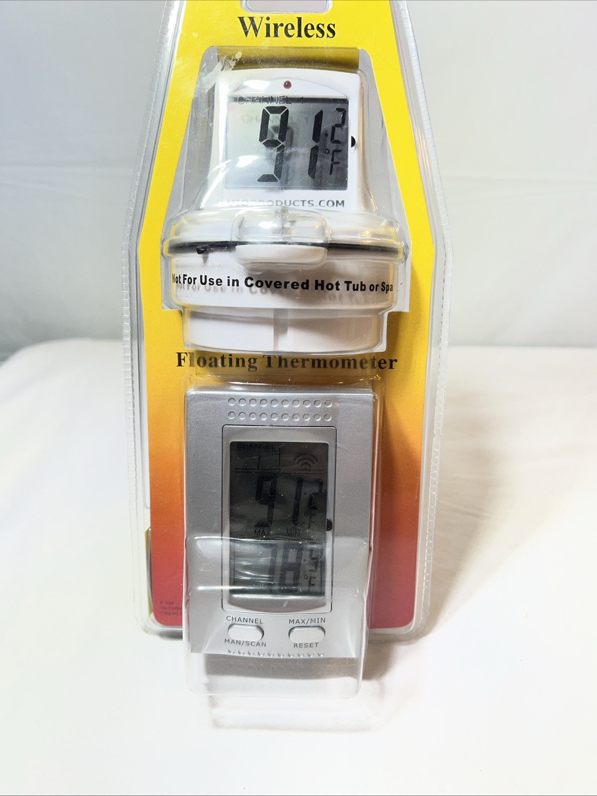 New In Seal Packaging Vio Products Floating Thermometer Model No. 11000