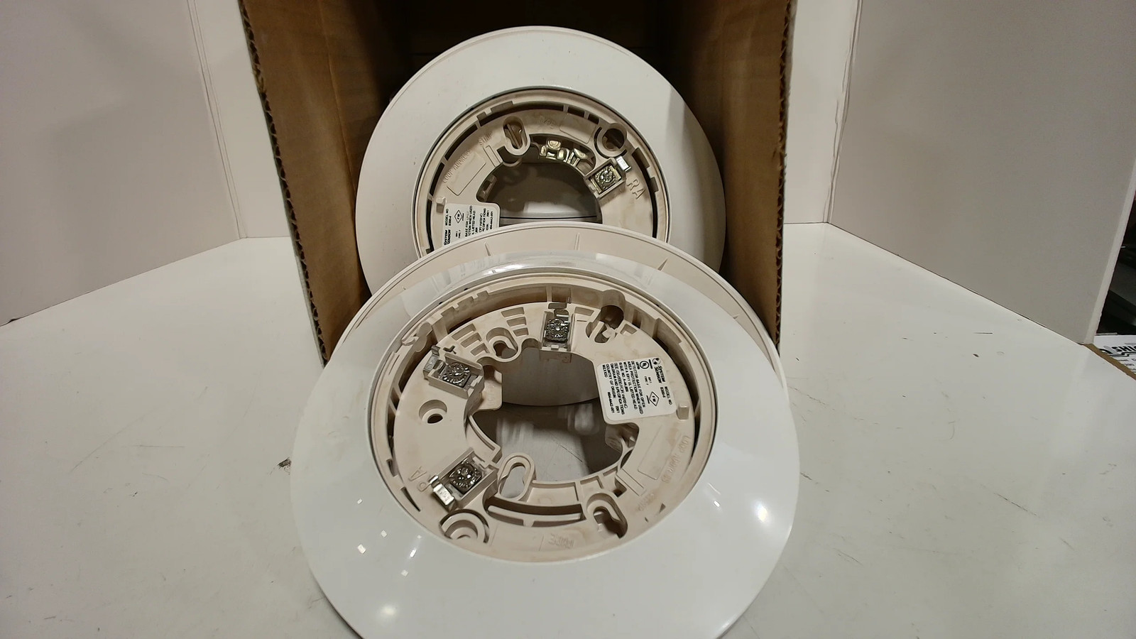 System Sensor B300-6-BP Smoke Detector Bases 6" DIA (Box of 10)-New In Box