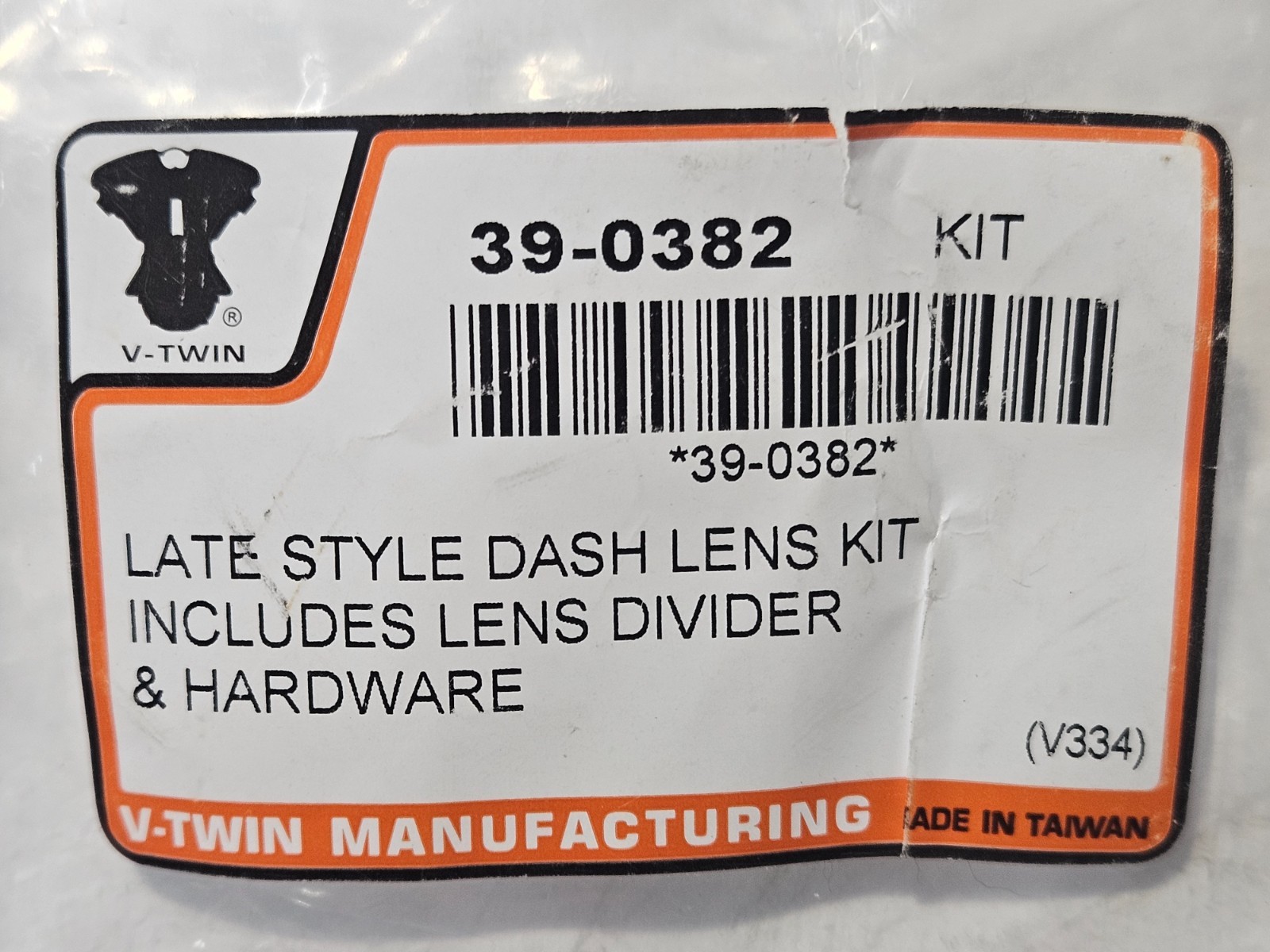 V-TWIN 39-0382 Dash Panel Lens Hardware Kit - 75-95 BT