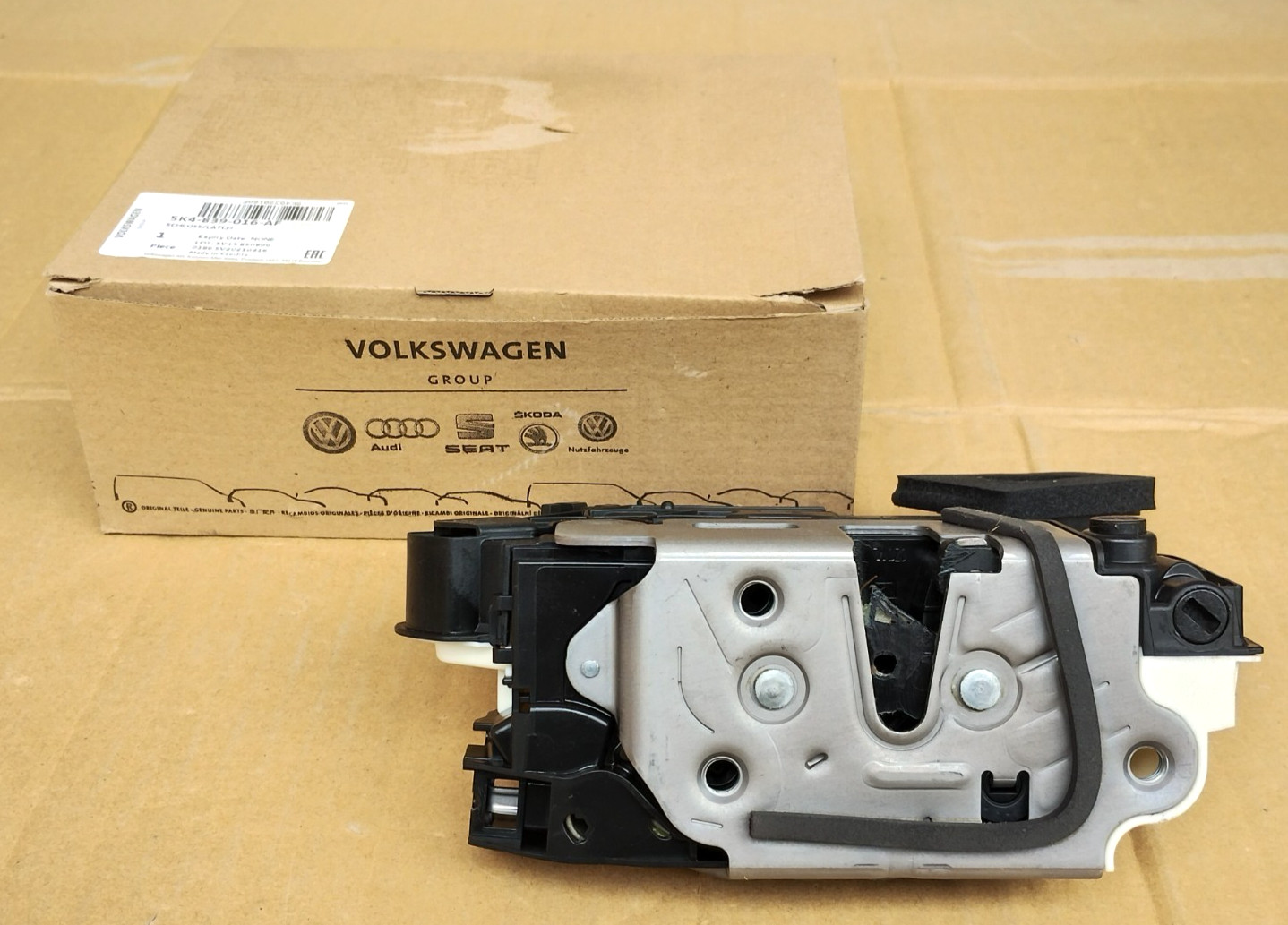 VW Golf Genuine Rear Right Door Lock Latch Actuator 5K4839016AF Volkswagen OEM