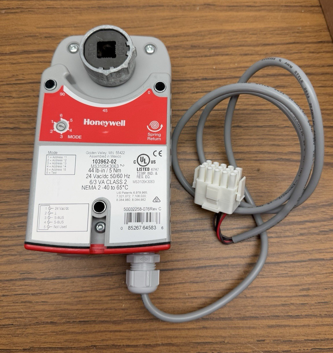 103962-02 Honeywell MS3105K3063 Direct Coupled Actuator 44 lb-in, Spring Return