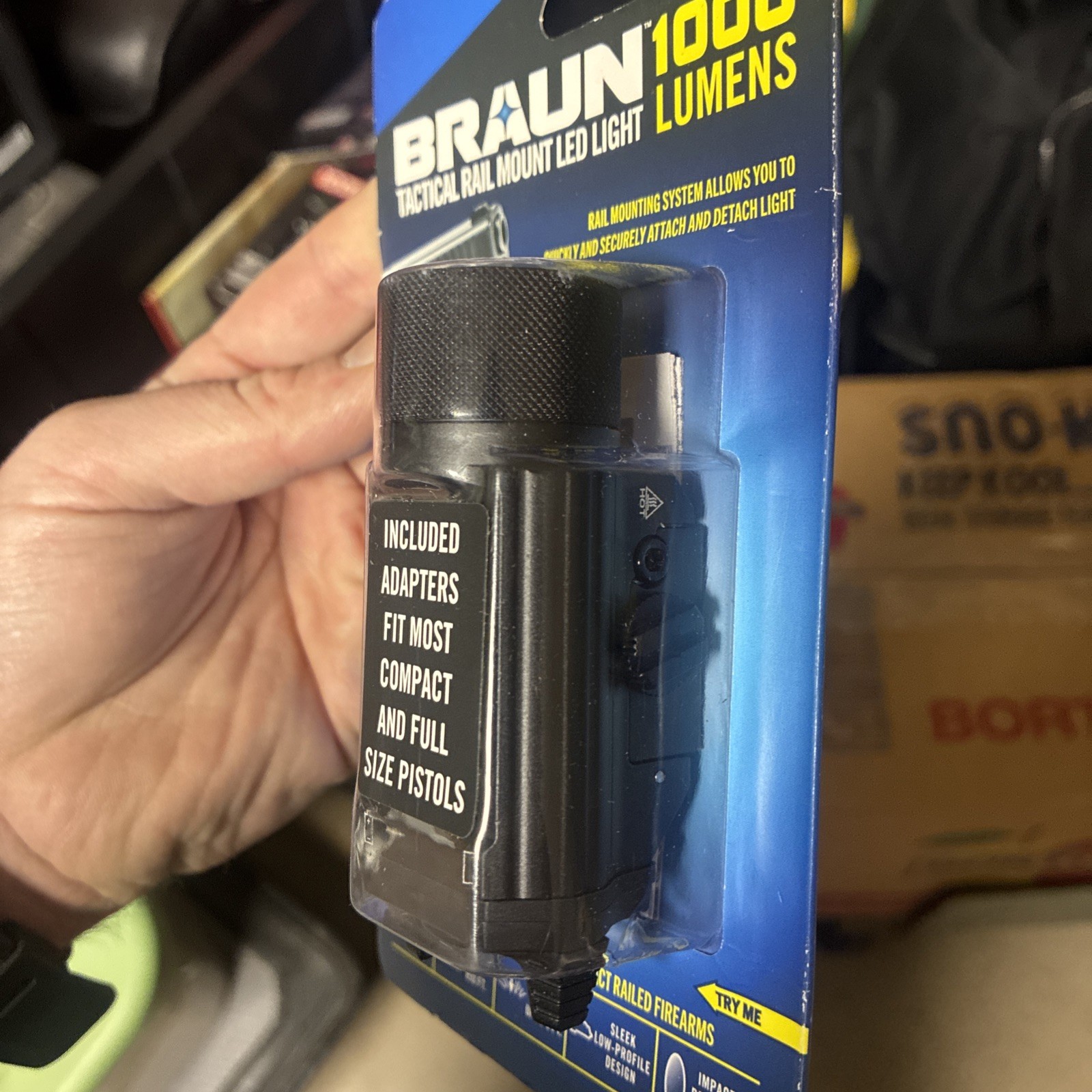 braun 1000 lumen tactical rail mount led light