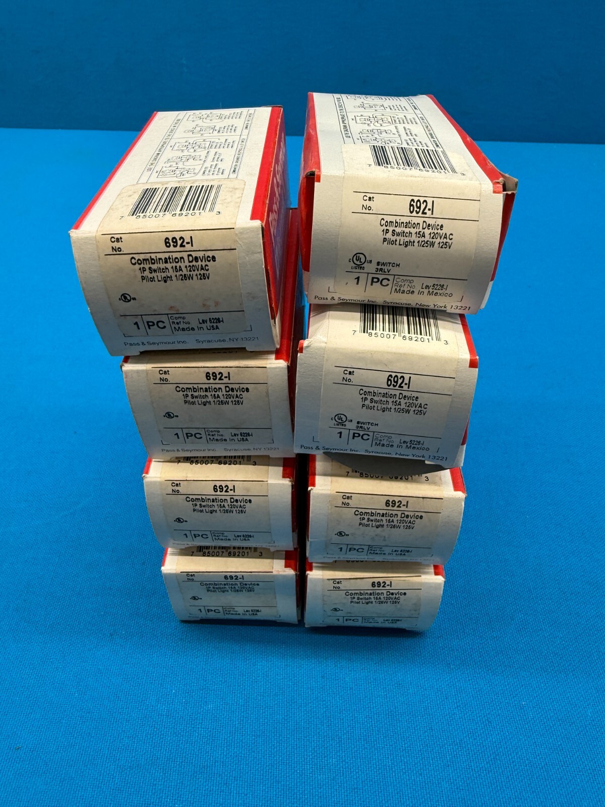 Lot of 8 - Pass & Seymour 692-I 120VAC Combination Device Pilot Light Switch