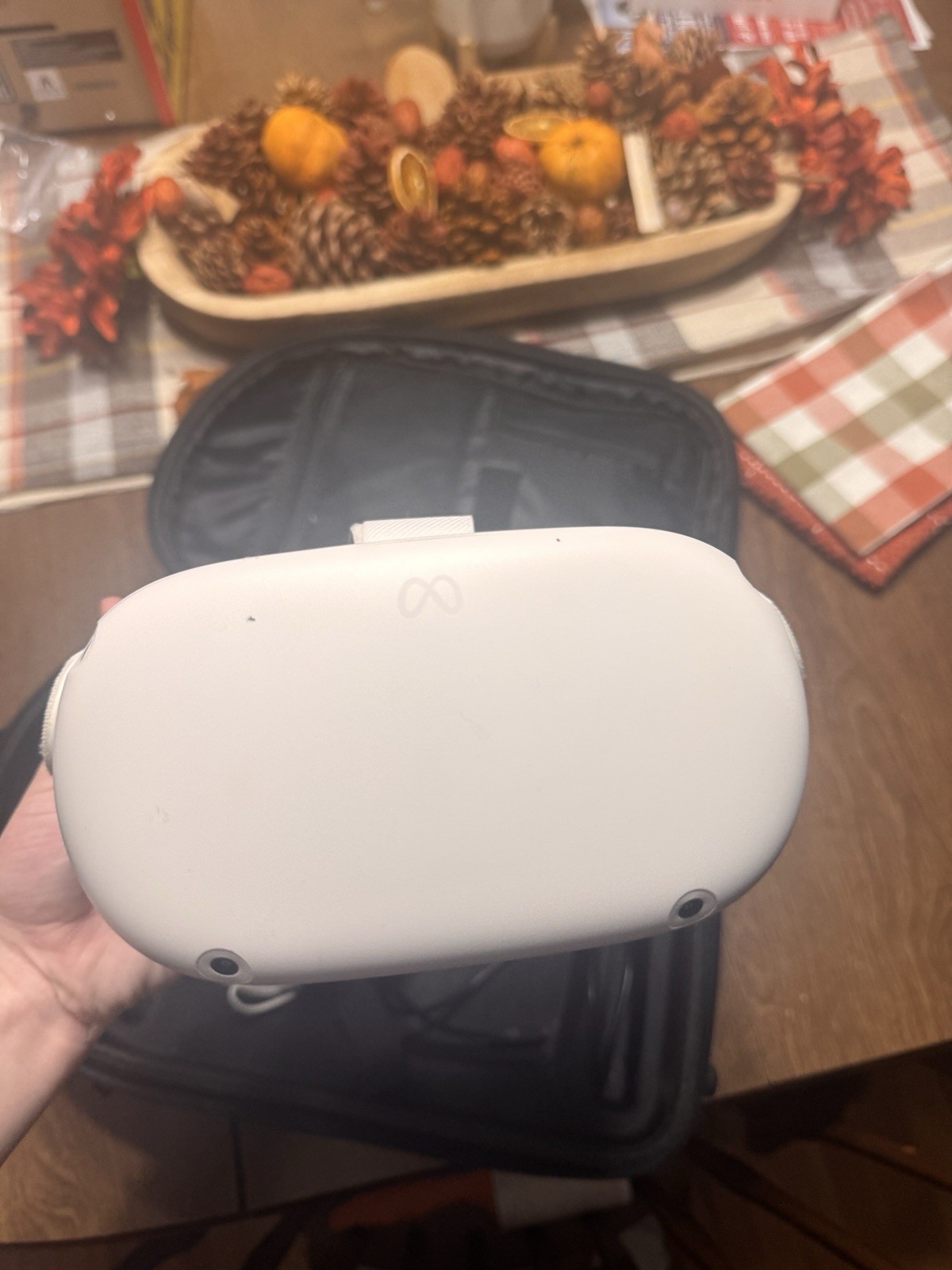 Oculus Quest 2 Virtual Reality Headset 256GB White, Used Only A Few Times.