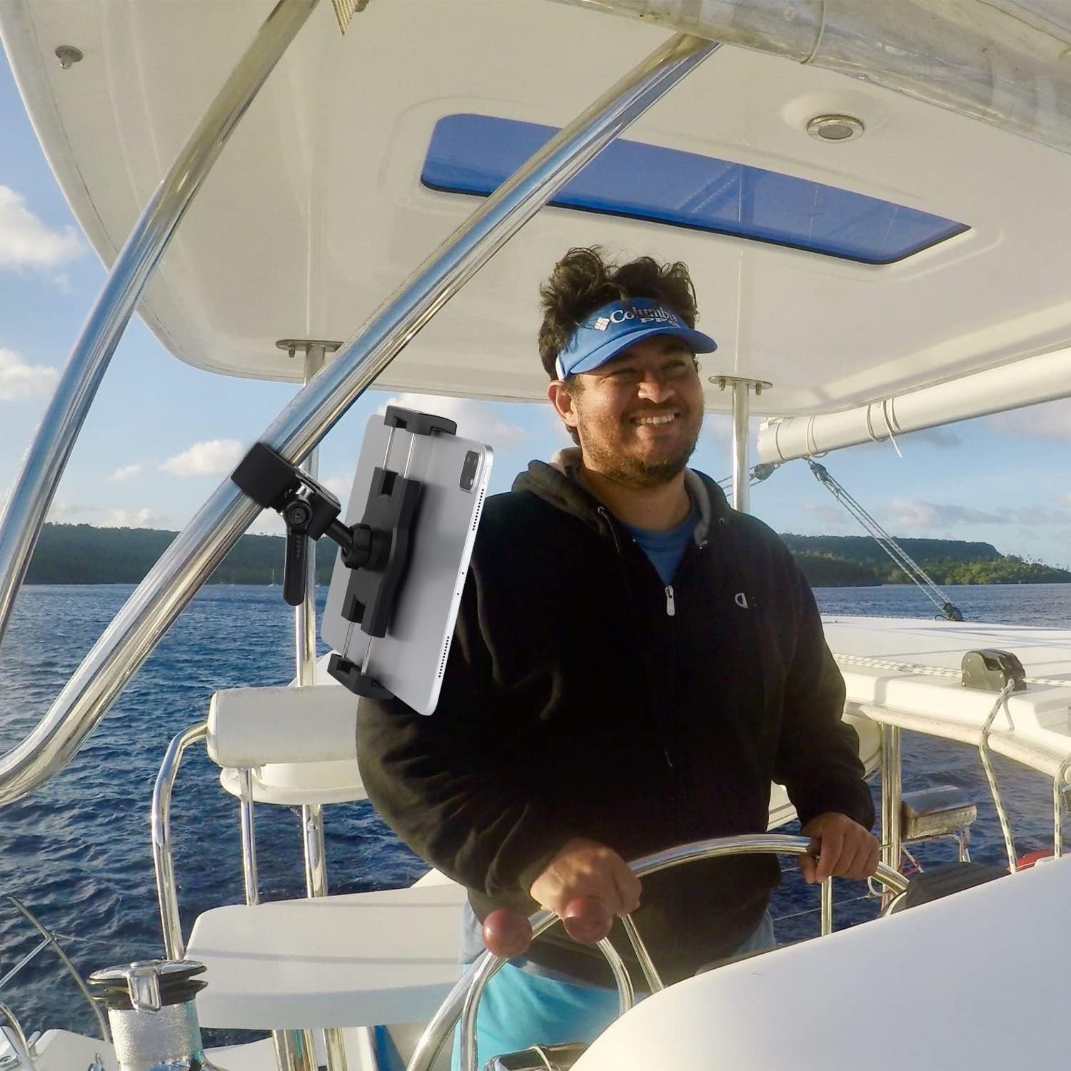 360° Rotating Tablet Mount for Boats: Lightweight Design & Easy Installation