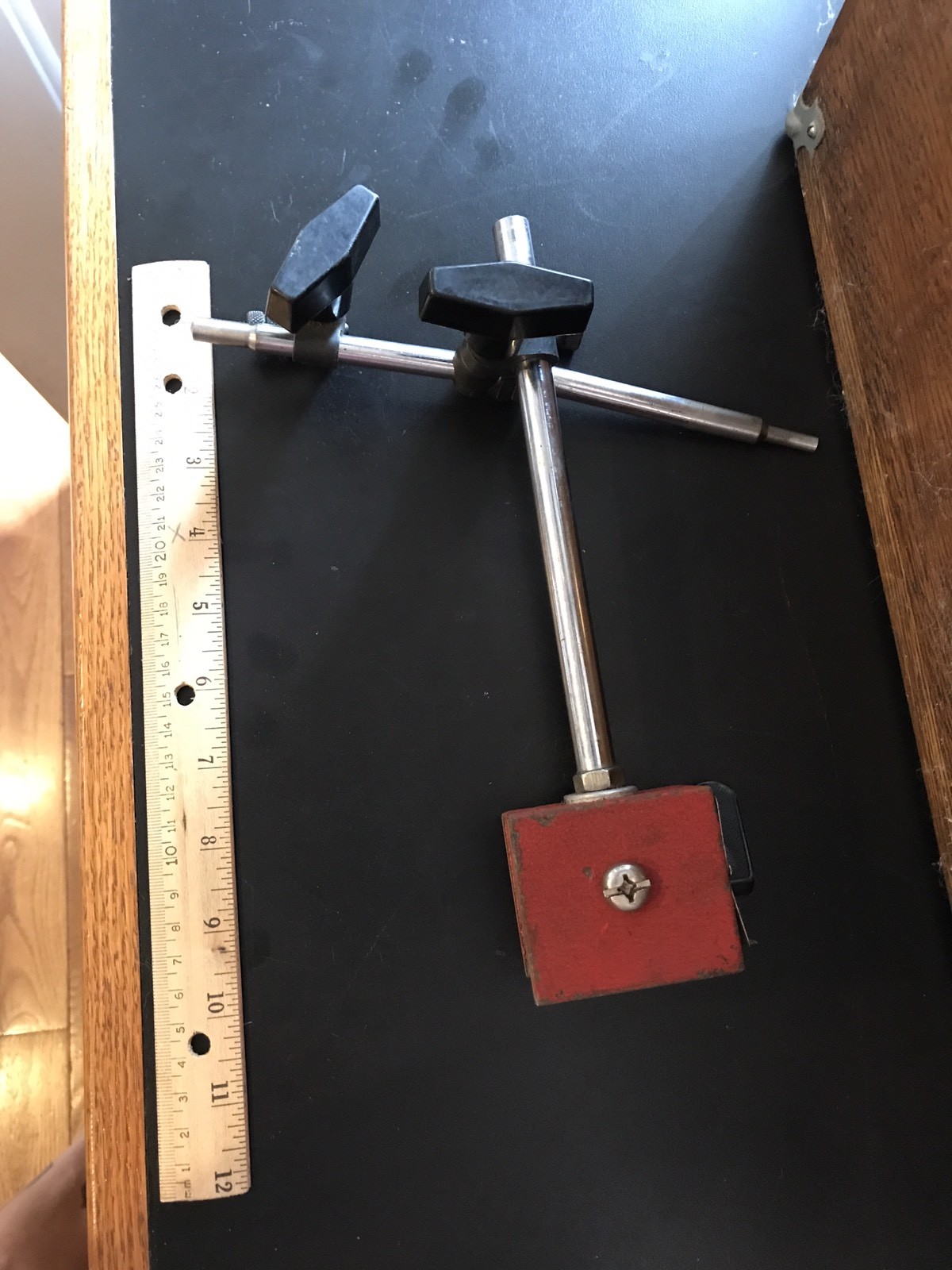 magnetic base