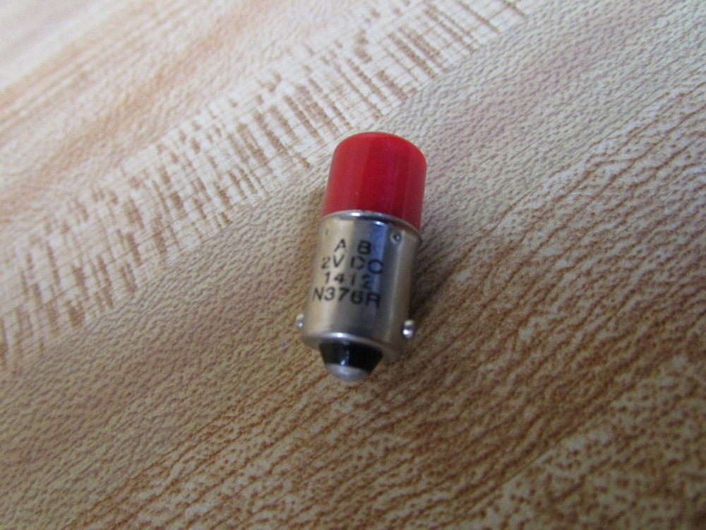 Allen Bradley 800T-N376R Red Bulb Light LED Lamp N376R