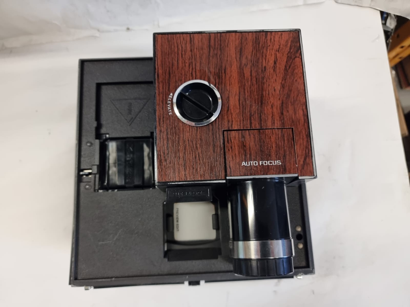 Vintage Bell & Howell Model 851ss Slide cube projector / Please read