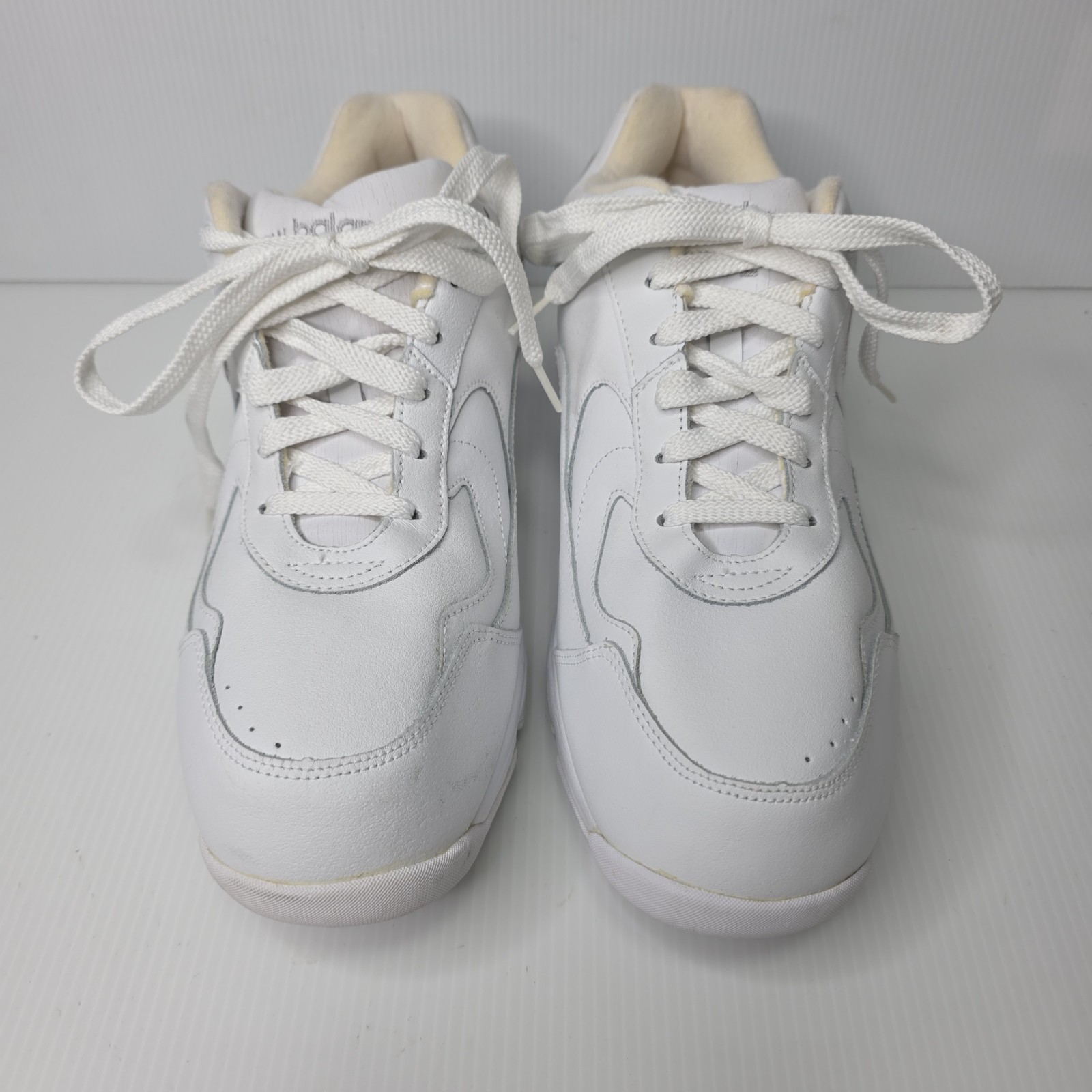 New Balance Sneakers Walking Strike Path 572 MW572WT White On White Size 12 D